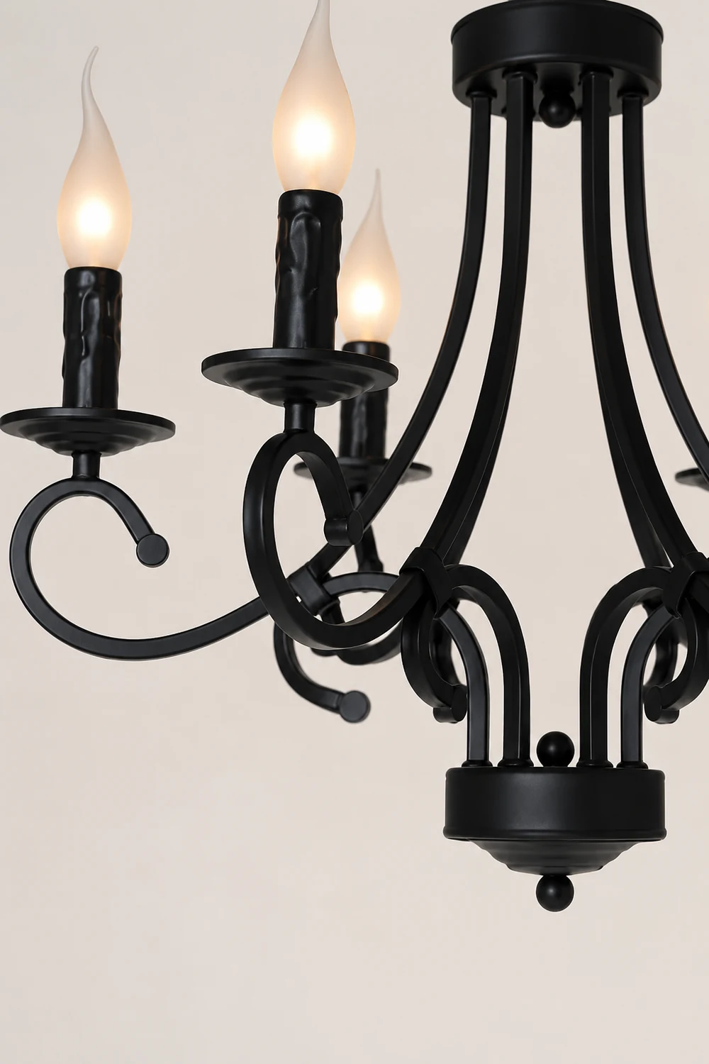 Silva Vintage Mental Candle Chandelier, Black - Lumpaz