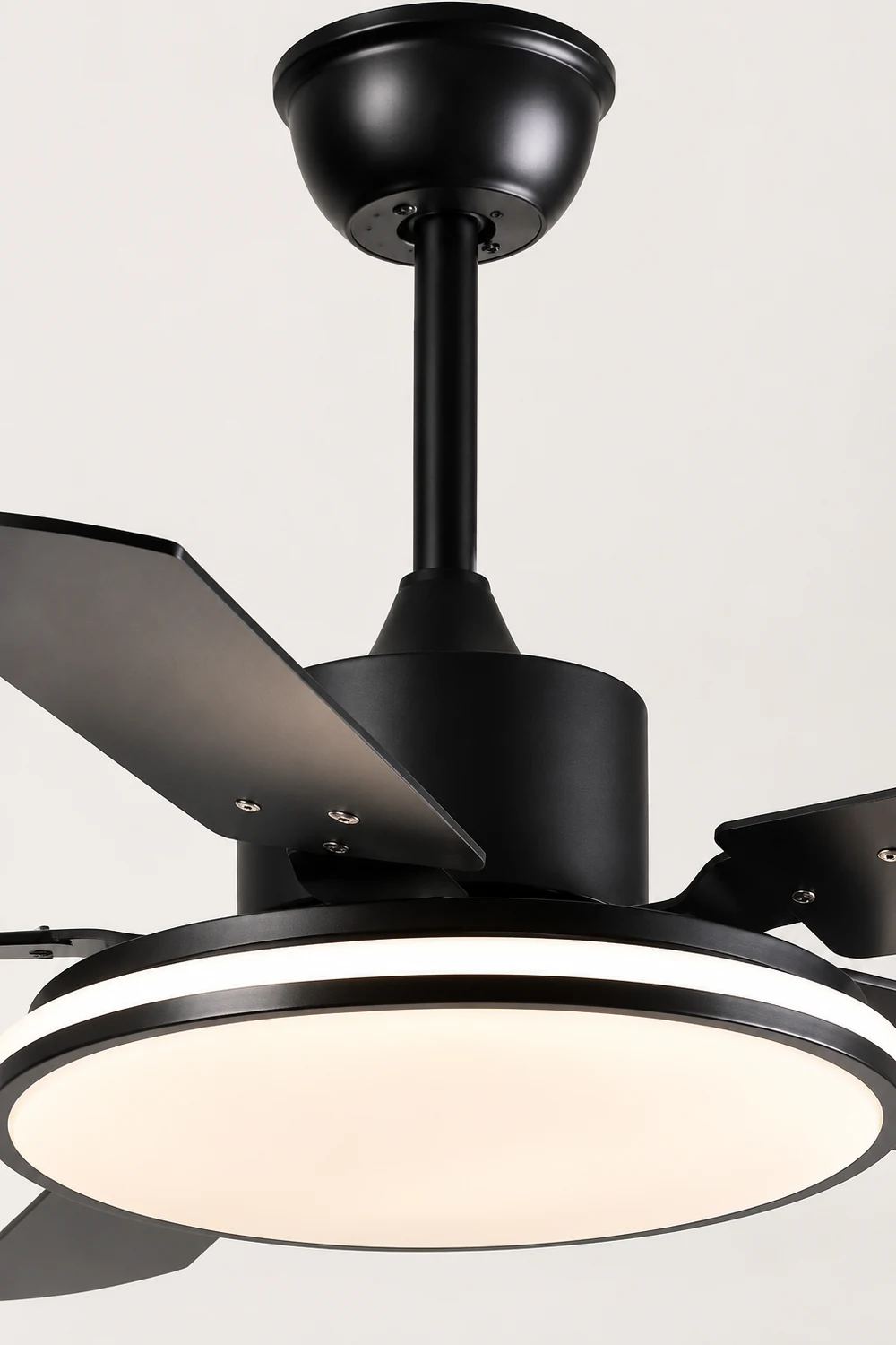 Haydn 5-Blade Modern Black DC Ceiling Fan with Light, Metal & ABS, 52'' - Lumpaz