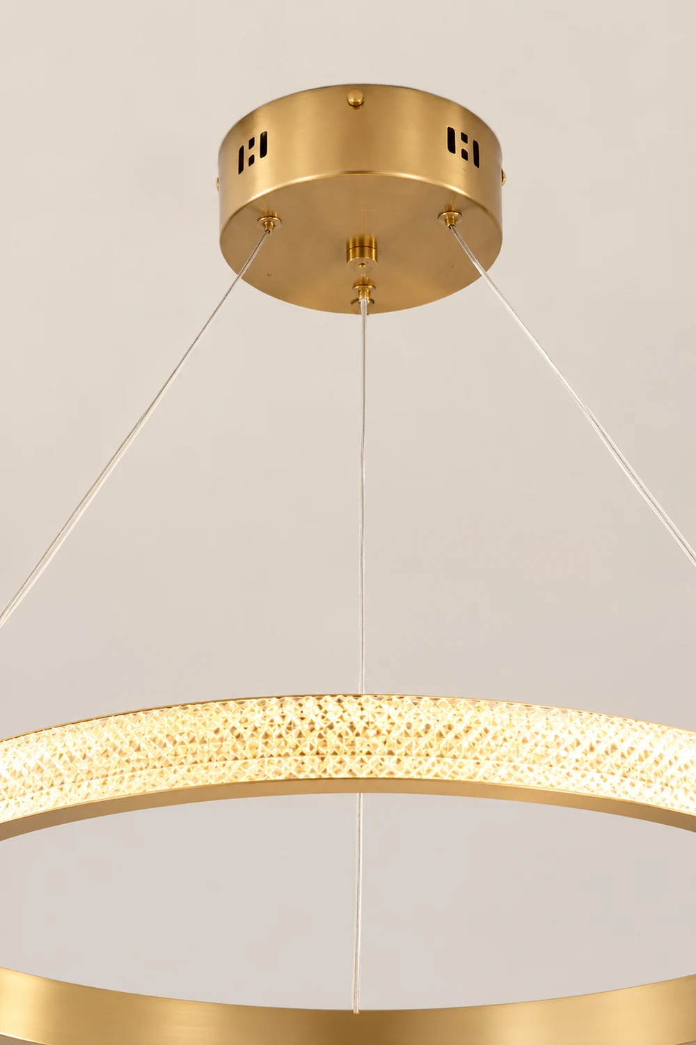 Kirsten Modern Ring Metal/Arcylic LED Pendant Light, Black/Gold - Lumpaz