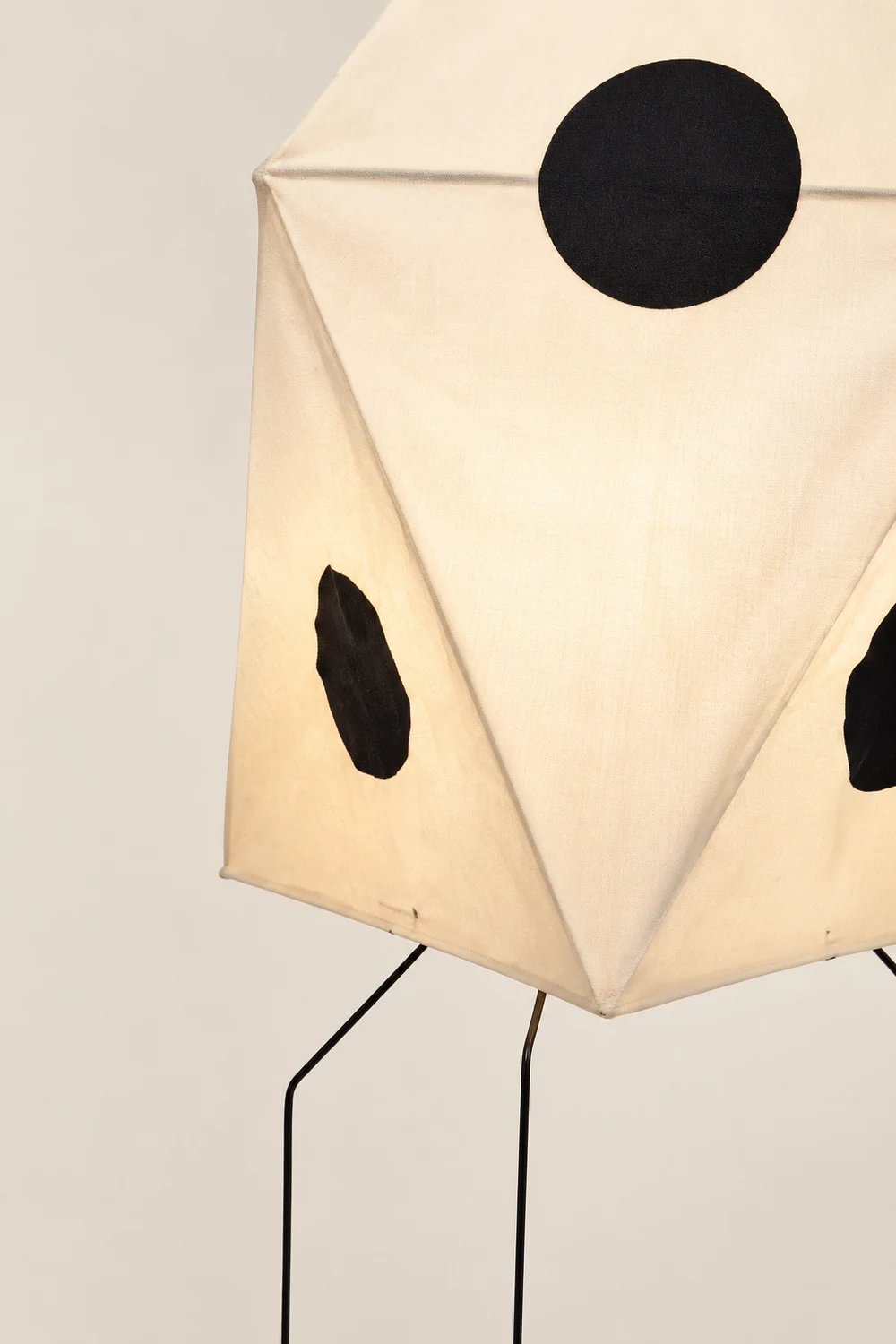 Renée Modern Funky Floor Lamp, Artificial Paper/Metal - Lumpaz