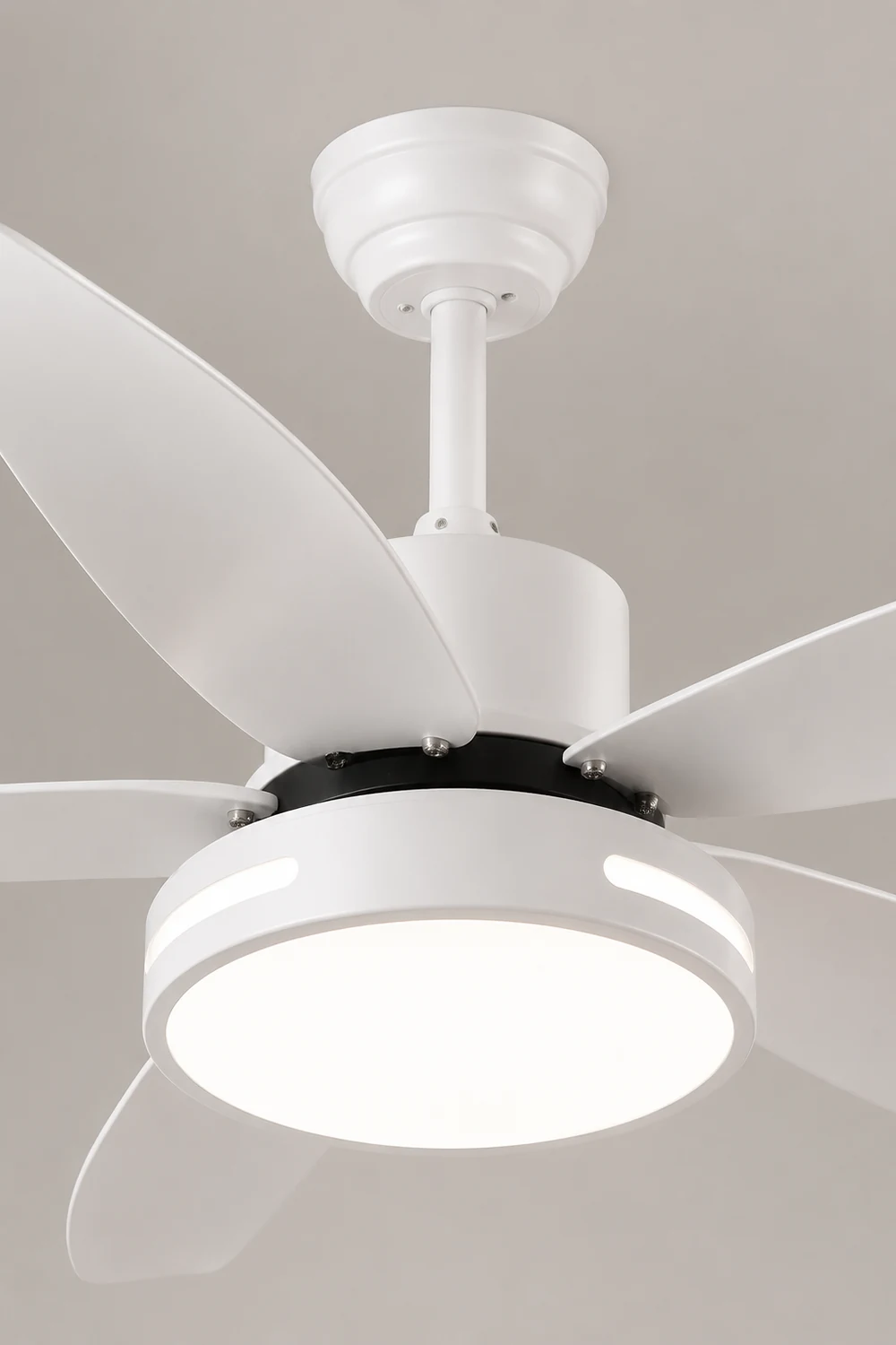 Haydn 5-Blade Modern Basic DC Ceiling Fan with Light, White/Black, 52'' - Lumpaz