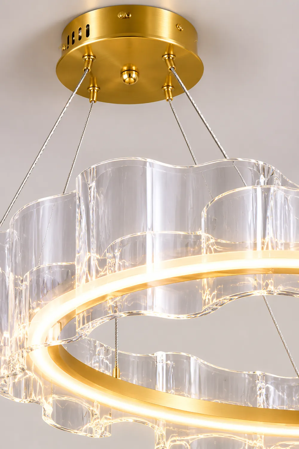 Evette Creative Ring Metal/Arcylic Pendant Light, Gold - Lumpaz