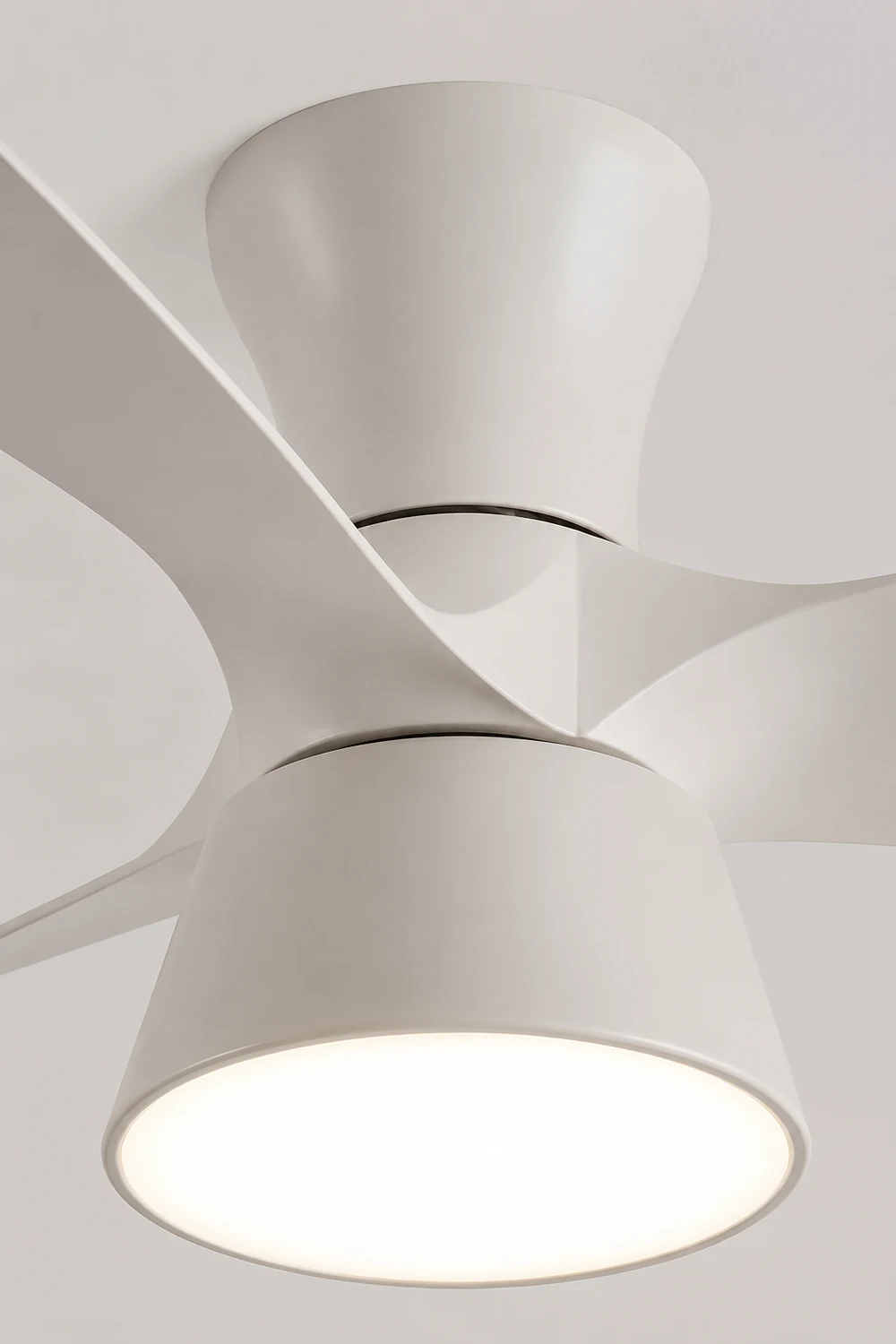 Walters Ceiling Fan with Light, 3 Color, L 33" - Lumpaz