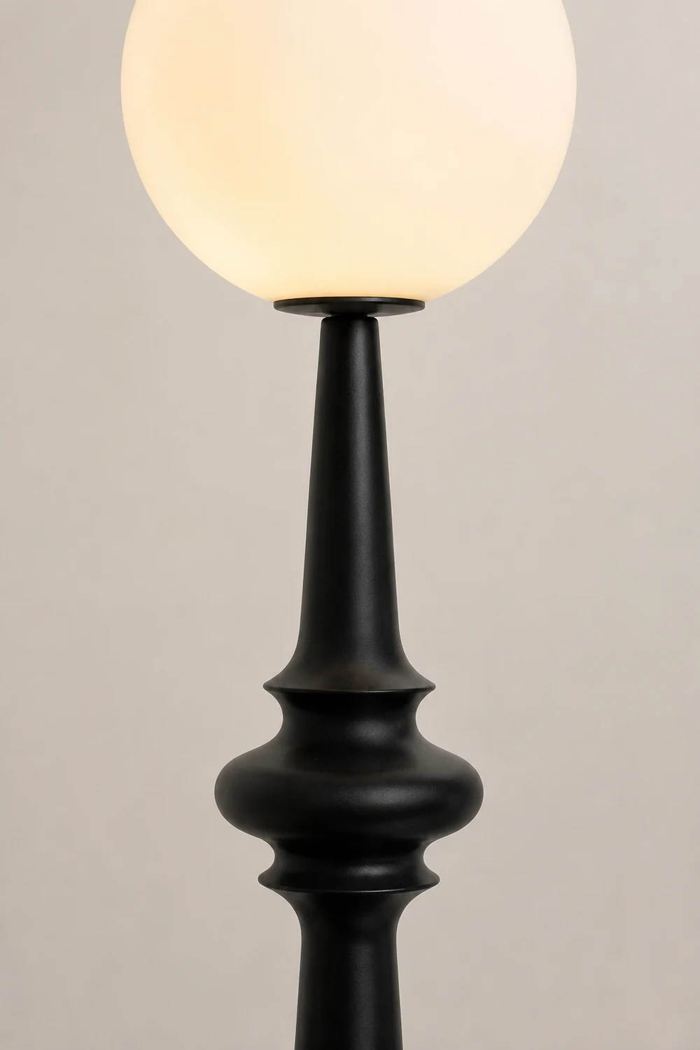 Salgado Retro Column Glass/Resin Floor Lamp, Black, Bedroom - Lumpaz
