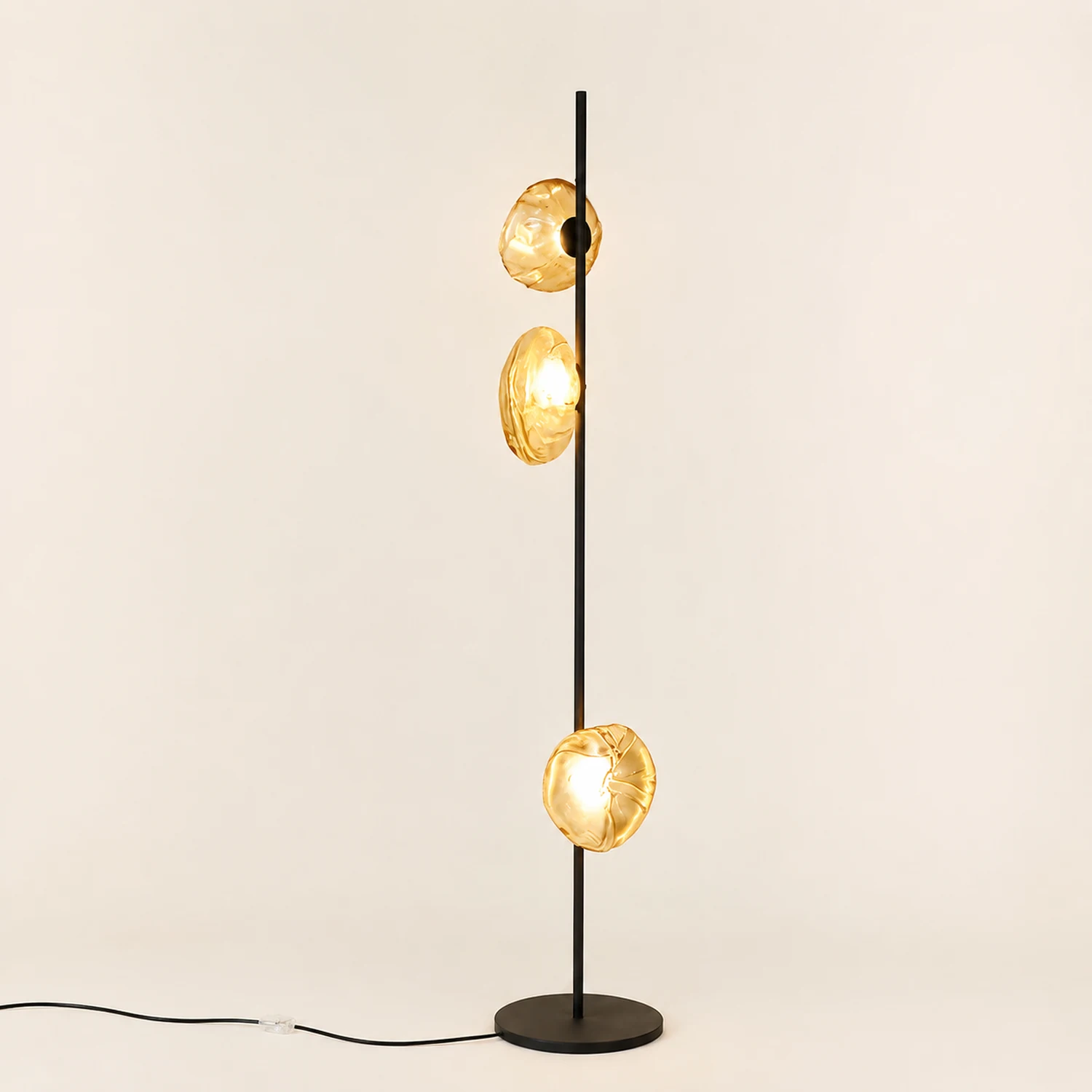 Byers Luxury Flower Metal/Glass Floor Lamp, Black/Gold/Gray - Lumpaz