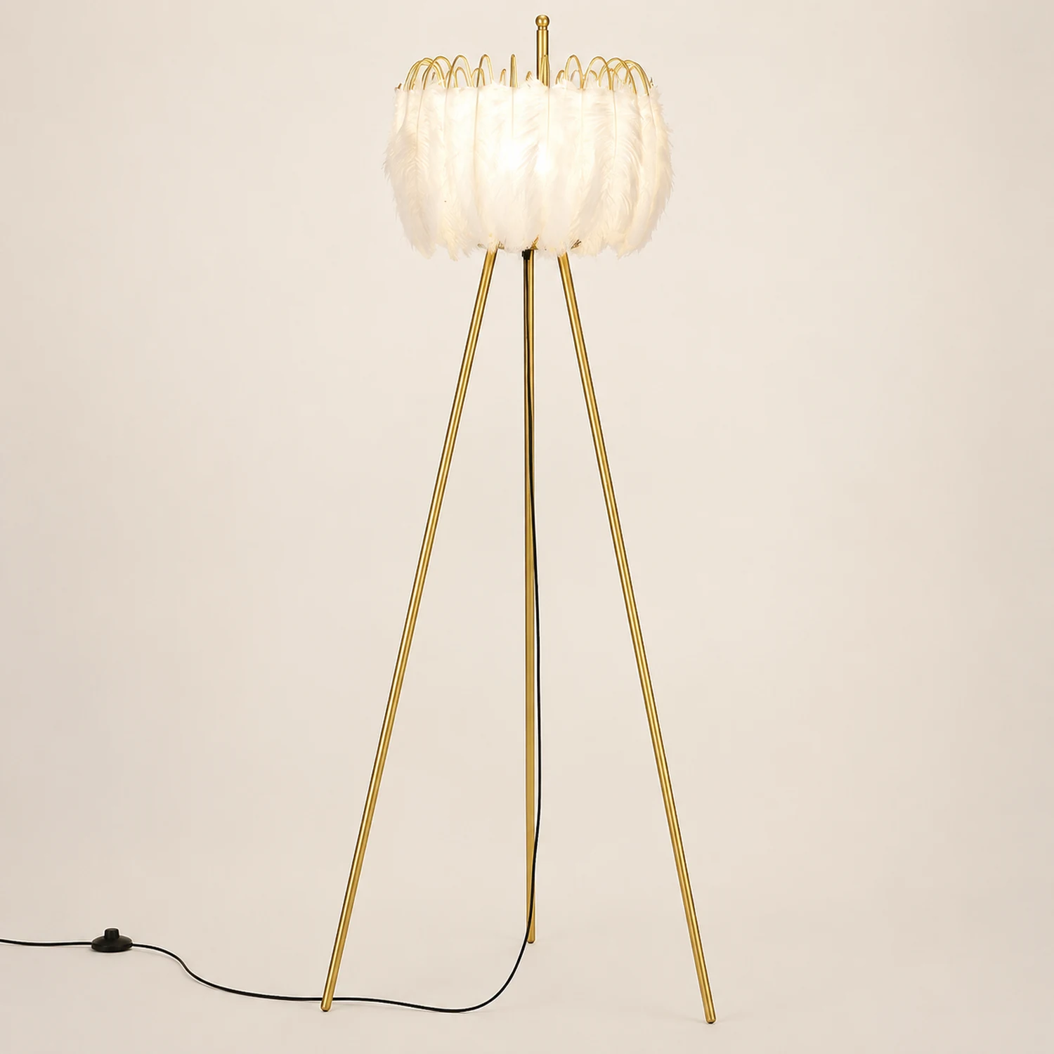 O'Moore Artistic Tripod Feather Floor Lamp, White - Lumpaz
