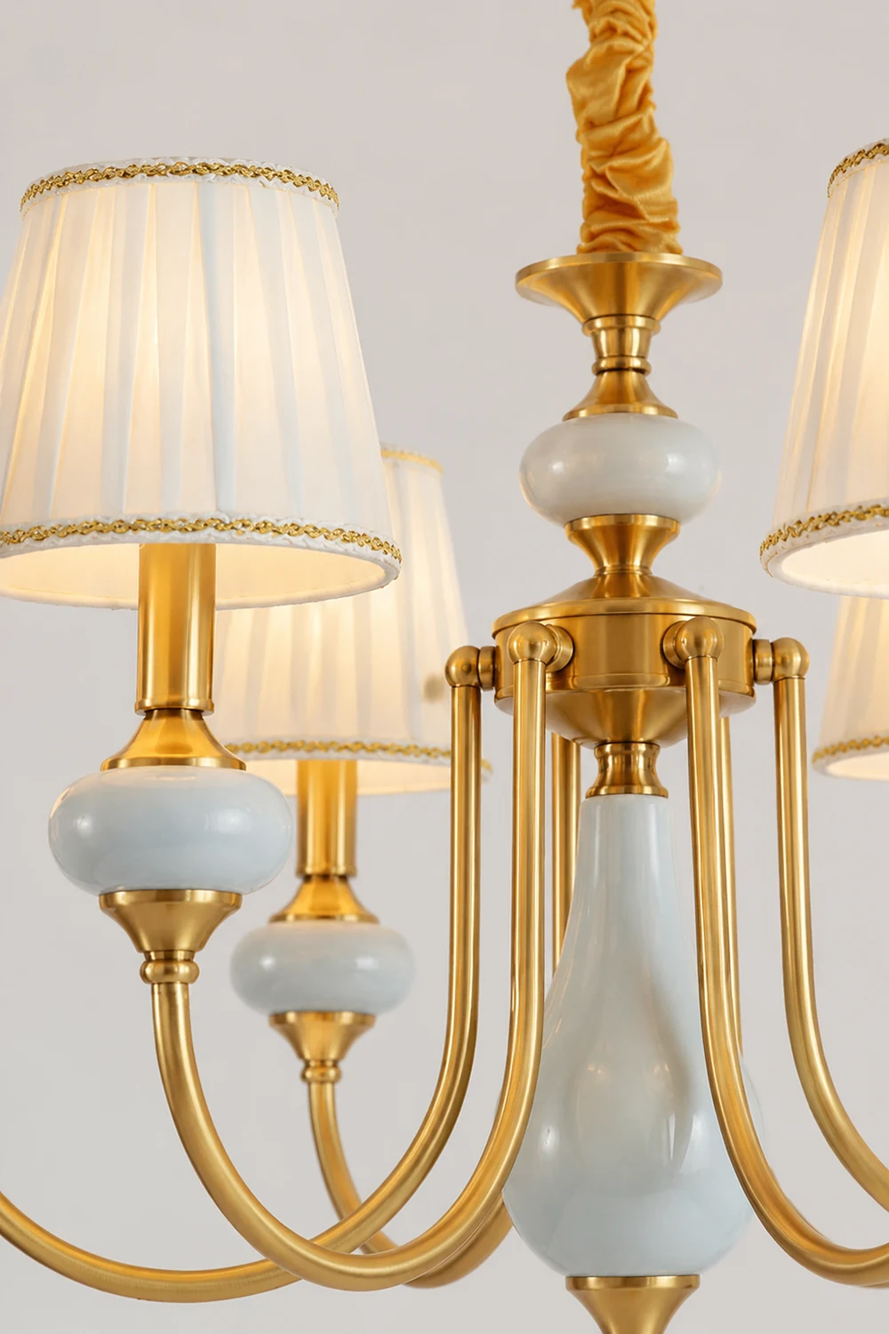 Alessio Retro Elegant Fabric Chandelier, Beige/Blue - Lumpaz
