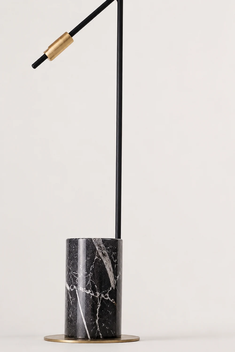 Carins Modern Nordic Minimalistic Floor Lamp, Marble & Metal, Black - Lumpaz
