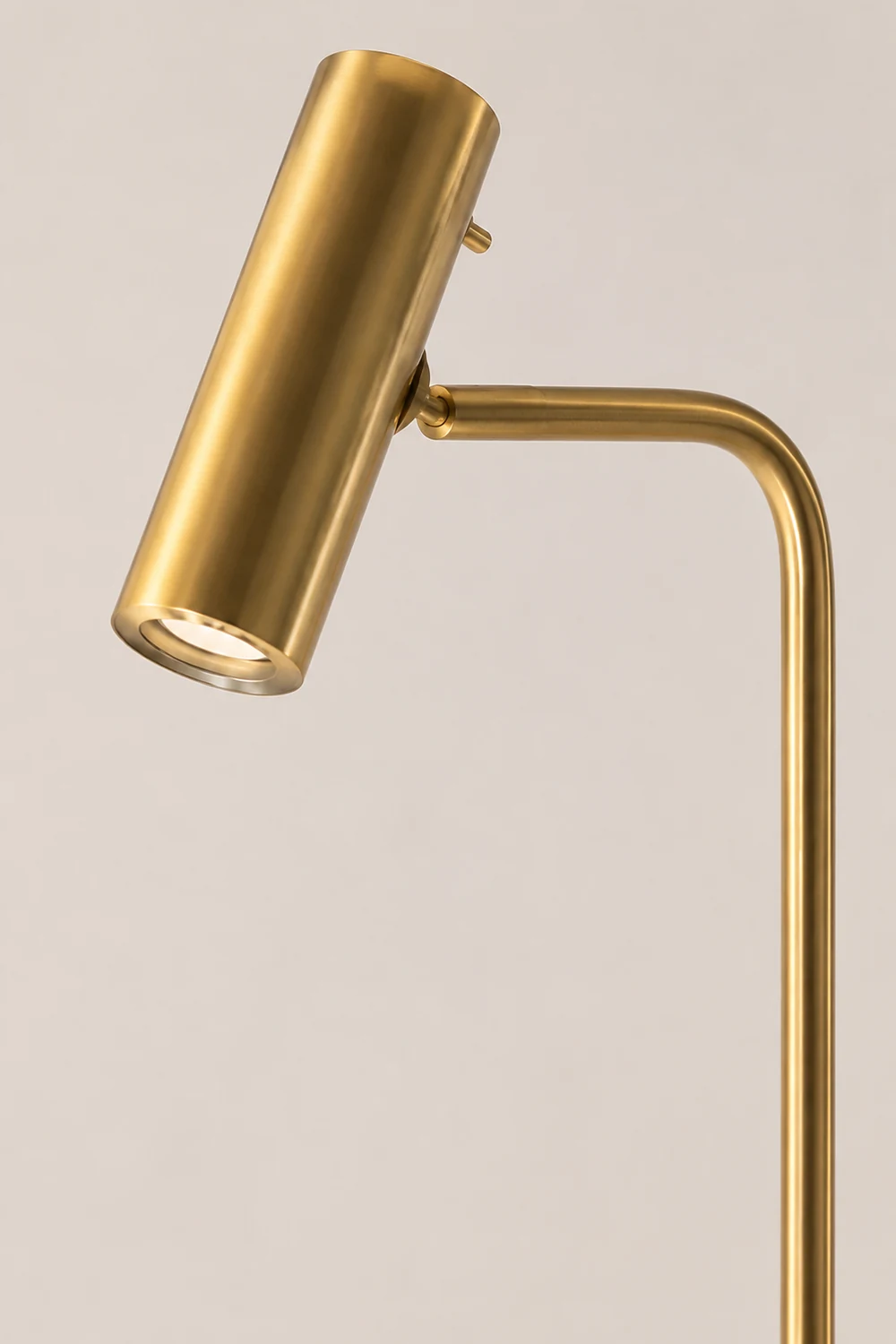 Freja Floor Lamp Vertical Modern/Minimalist, Metal, Multi-Color, Bedroom - Lumpaz