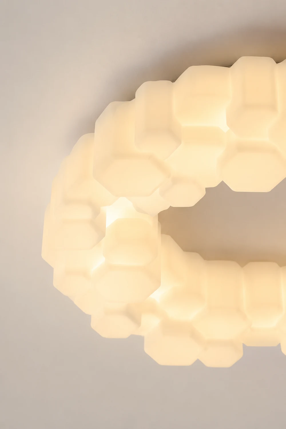 Quinn Honeycomb Metal/Acrylic Flush Mount Ceiling Light, White - Lumpaz