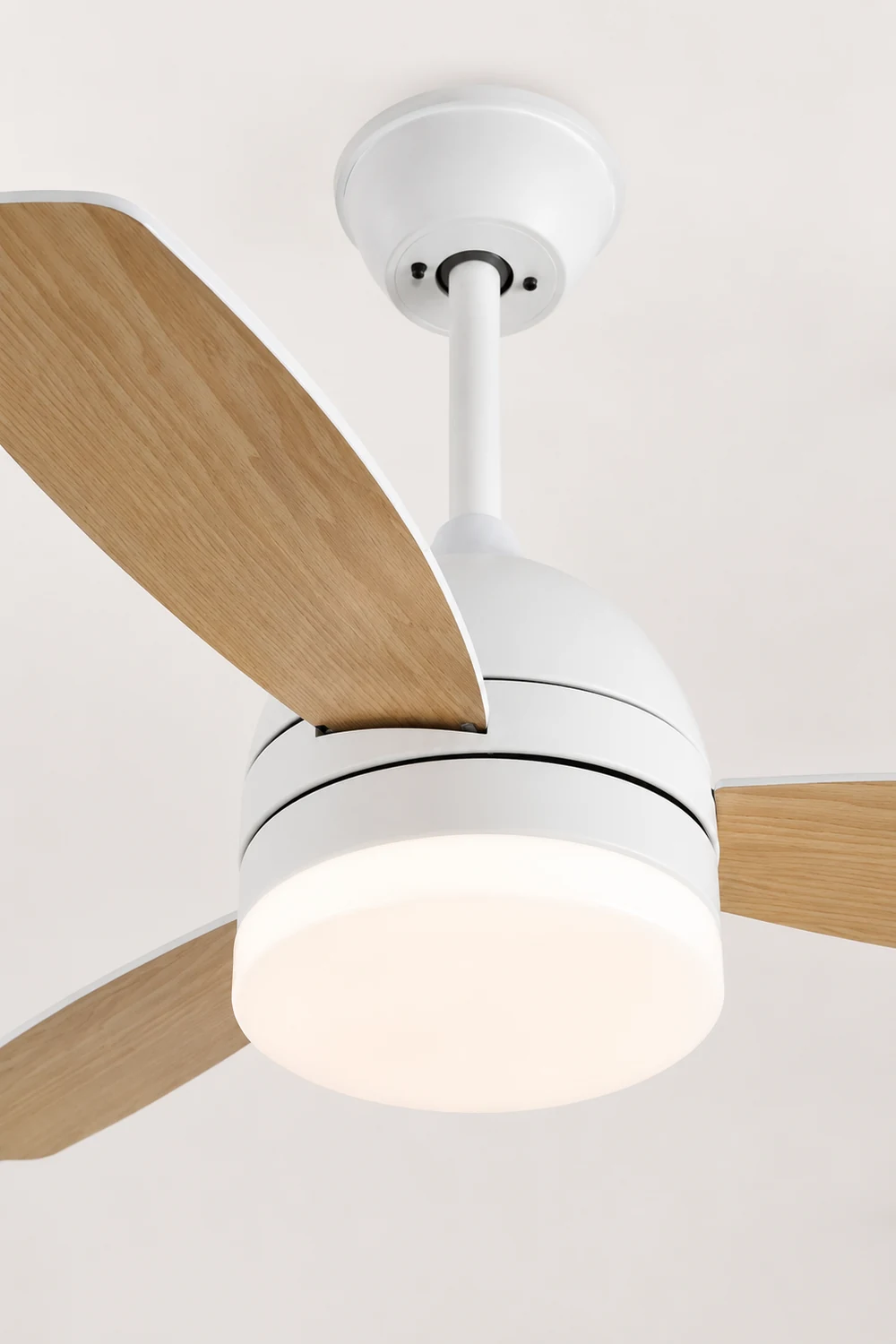 Haydn Modern Wood DC Ceiling Fan with Light, Black & White, 2 Color, 42'' - Lumpaz