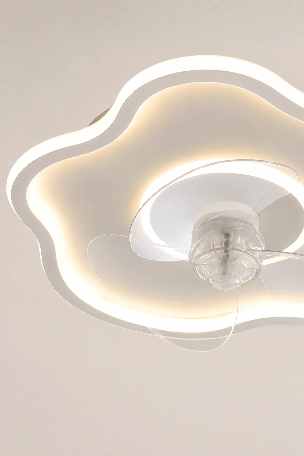Edge White Ceiling Fan with Light, 8 Style, L 16"/18" - Lumpaz