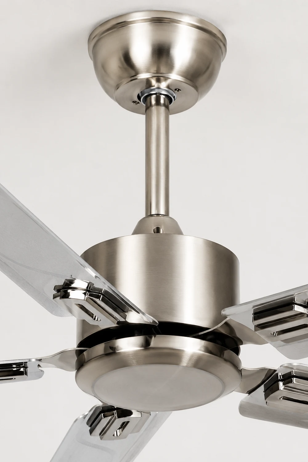 Alessio 5-Blade Industrial Metal DC Ceiling Fan, Summer, 52'' - Lumpaz