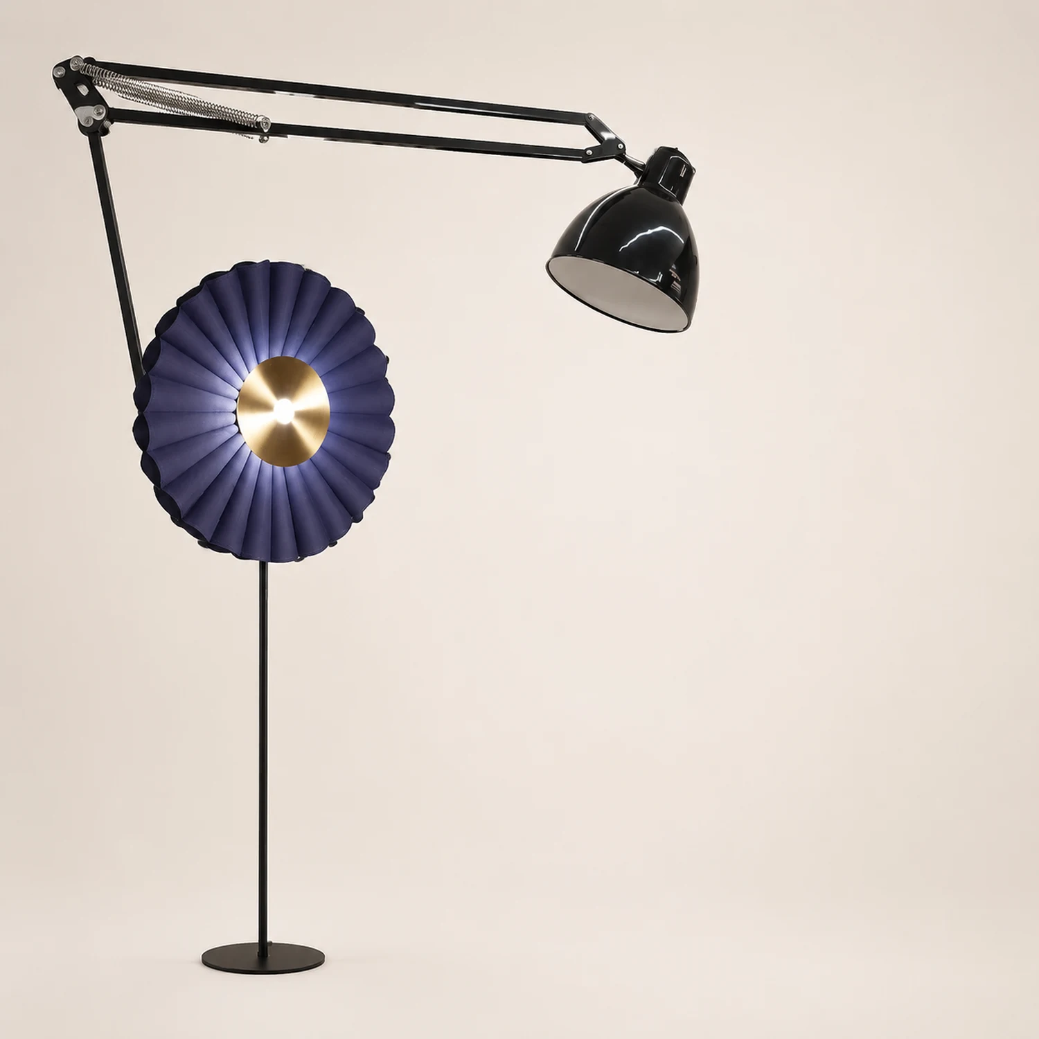 Chan Flower Metal/Artificial Paper Floor Lamp, White/Blue - Lumpaz