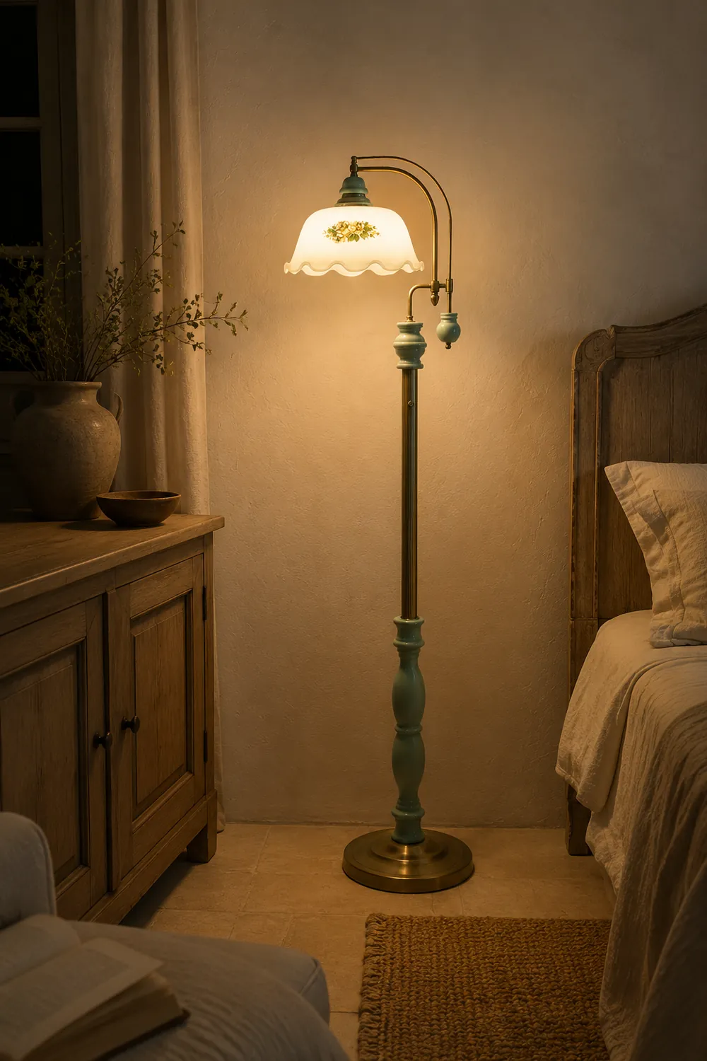 Morandi Retro Lotus Flower Shaped Metal Glass Floor Lamp - Lumpaz