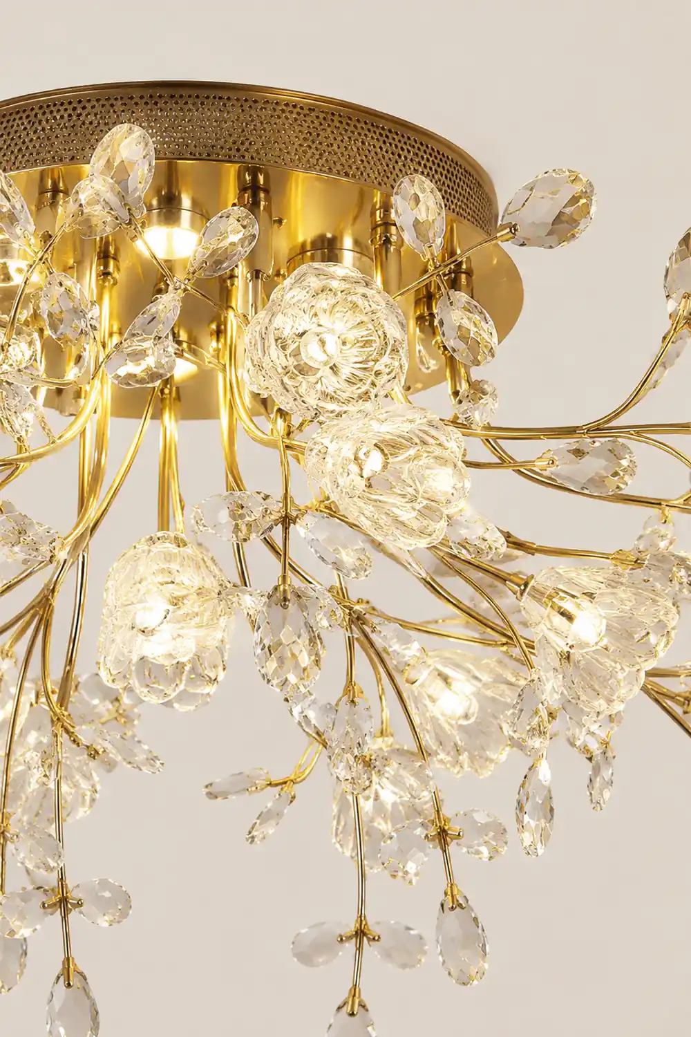 Lili Art Deco Elegant Flower Flush Mount Ceiling Lights, Gold - Lumpaz