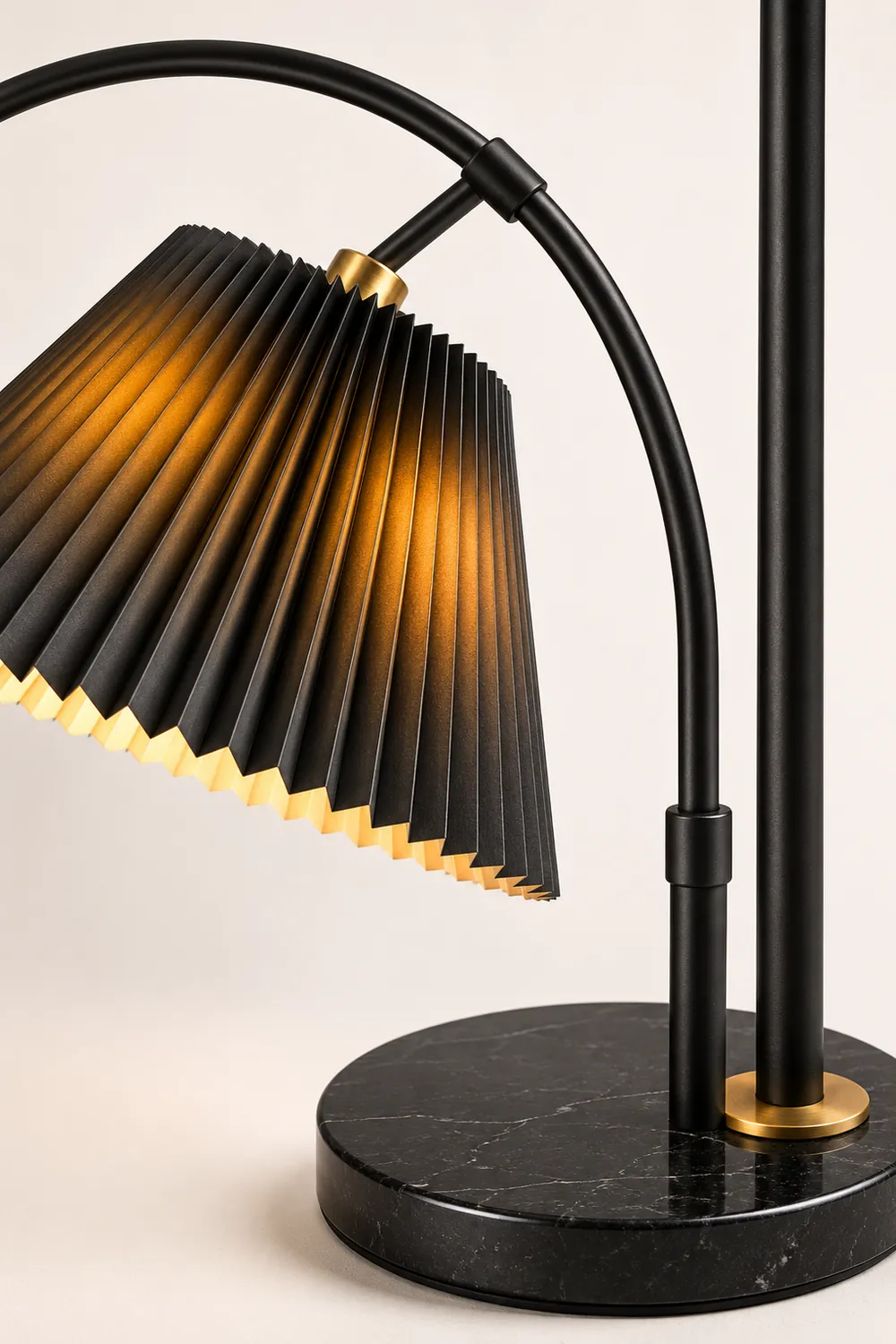 Eryn Floor Lamp Pleated Arc Nordic/Modern, Metal/Fabric, Multi-color, Study - Lumpaz