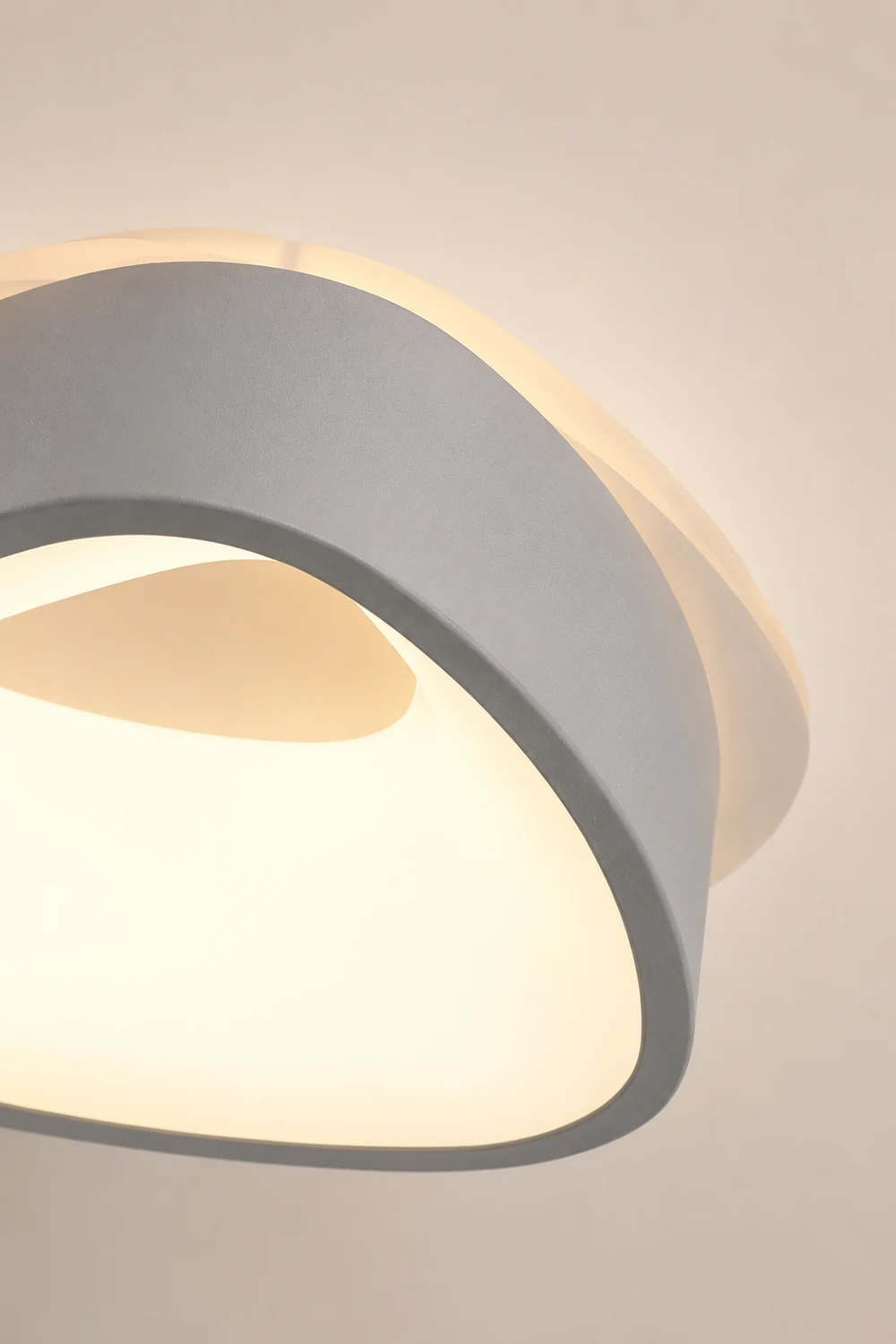 Quinn Minimalist Hollow LED Flush Mount Ceiling Light, Round/Square - Lumpaz