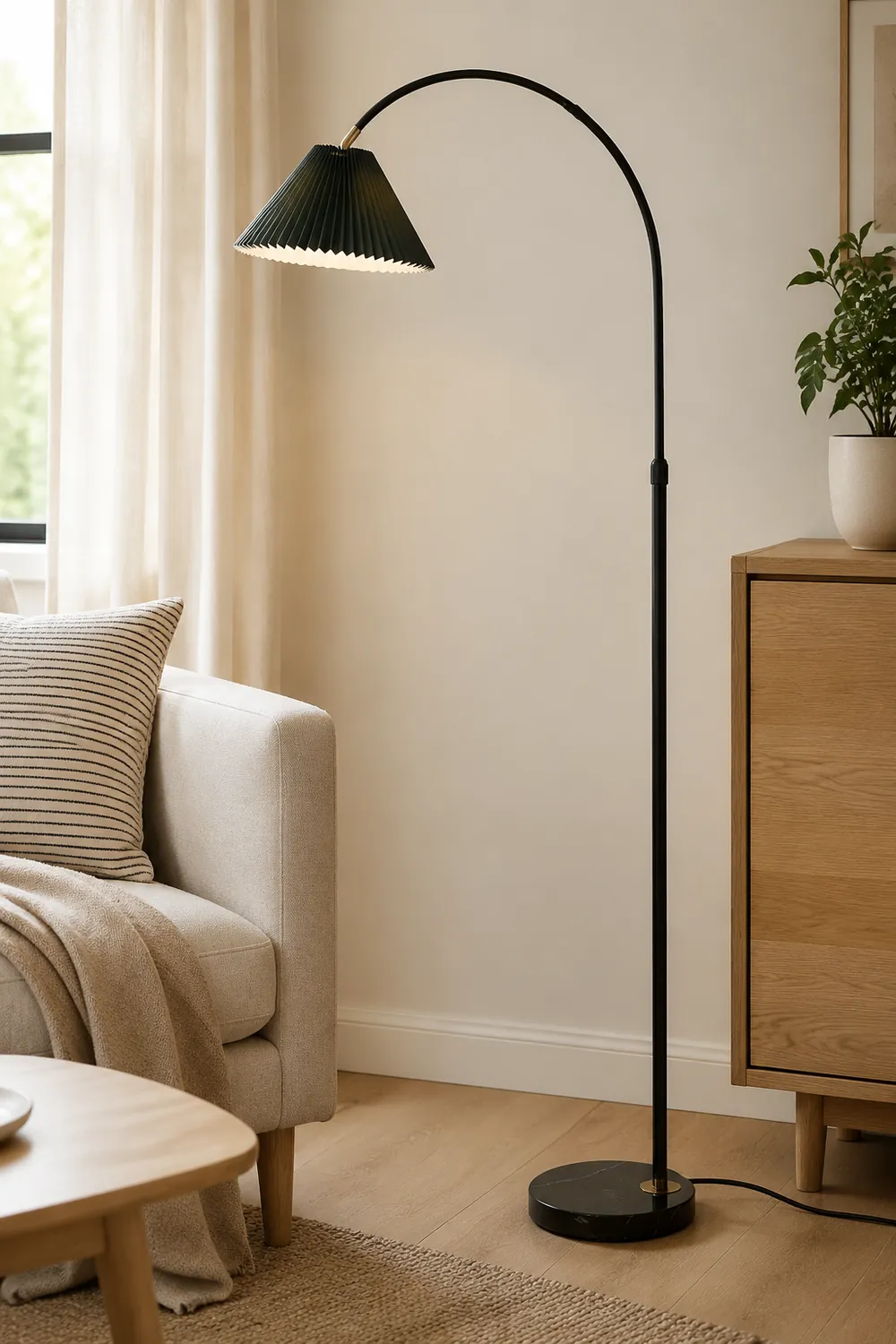 Eryn Floor Lamp Pleated Arc Nordic/Modern, Metal/Fabric, Multi-color, Study - Lumpaz