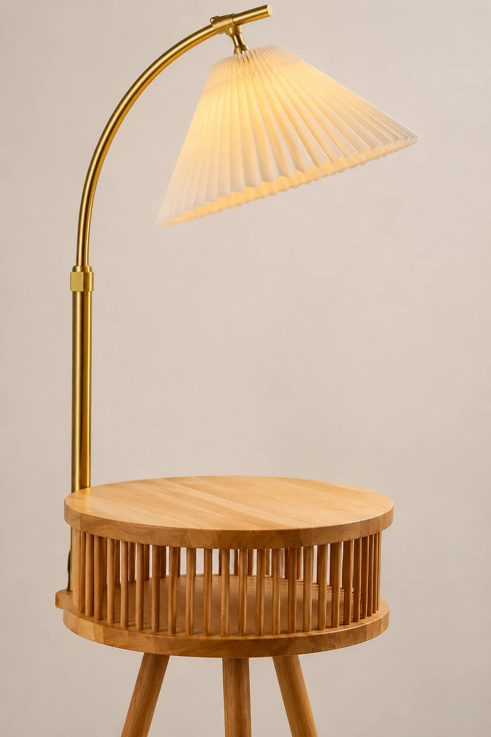 Ozawa Retro Pleated Metal & Wood Floor Lamp /w Bedside Table - Lumpaz