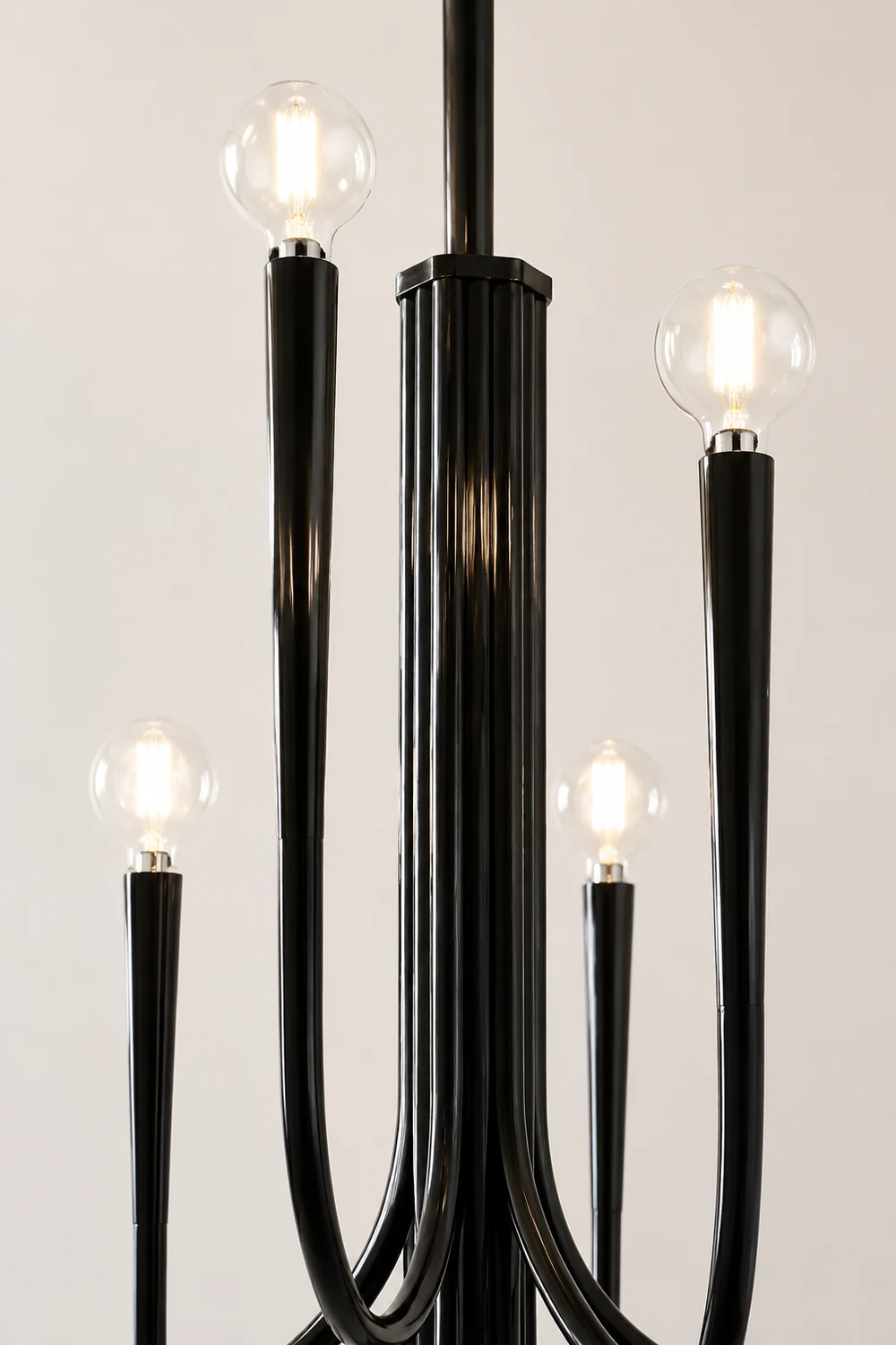 Hailie Modern Minimalist Chandelier Dinning Room, Black/Gold - Lumpaz