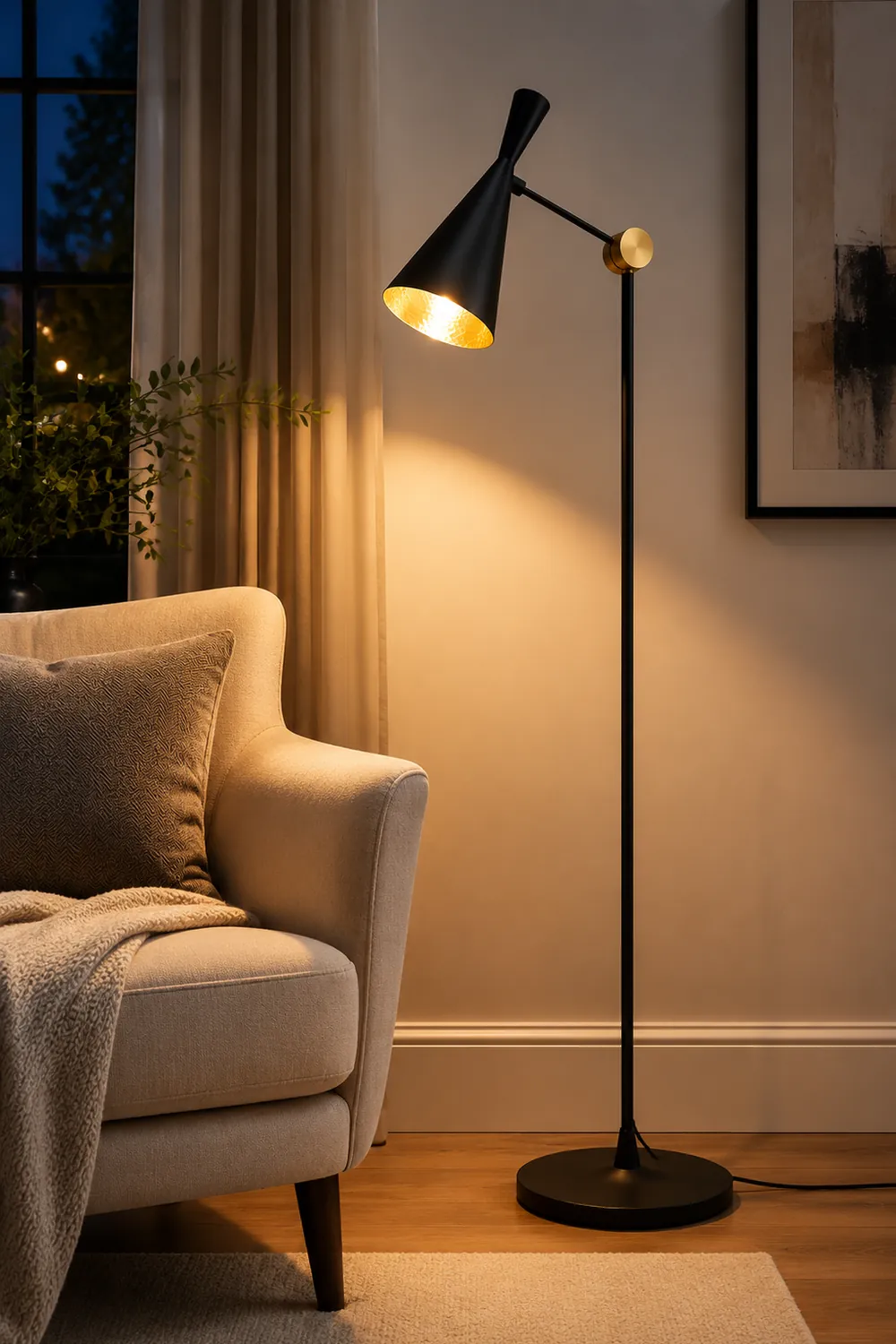 Carins Modern Minimalist Metal Tall Standing Floor Lamp, Black/Gold - Lumpaz