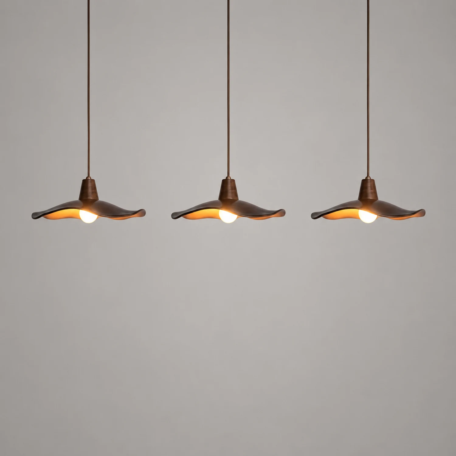 Carins Pendant Light Wave Retro, Mahogany/Resin, Dining Room - Lumpaz