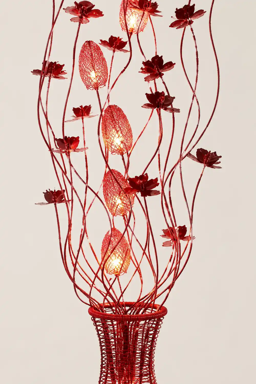 Bella Art Deco Flower Vase Metal Red Floor Lamp, Living Room - Lumpaz