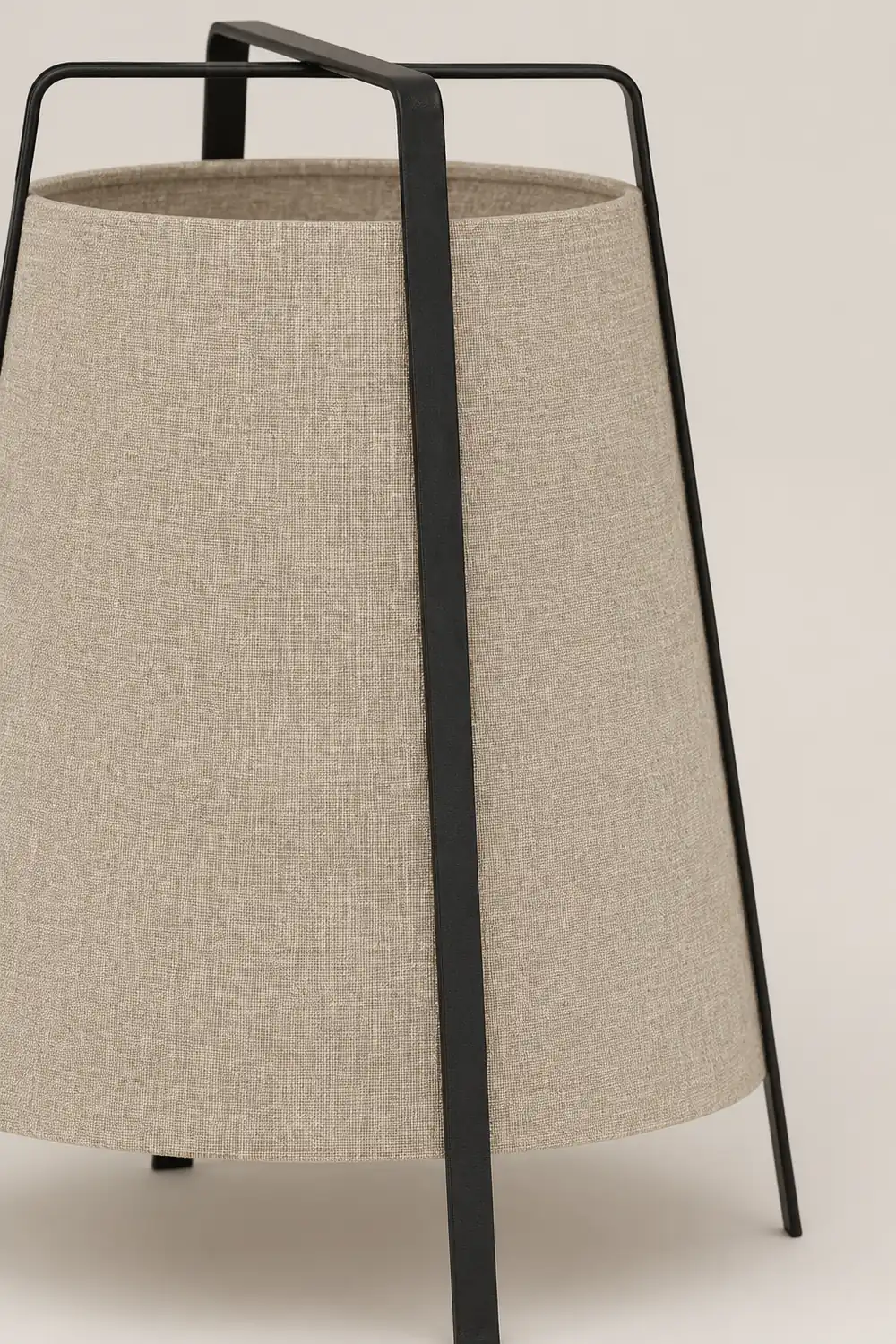 Renée Modern Minimalist Metal/Fabric Floor Lamp Living Room/Bedroom - Lumpaz