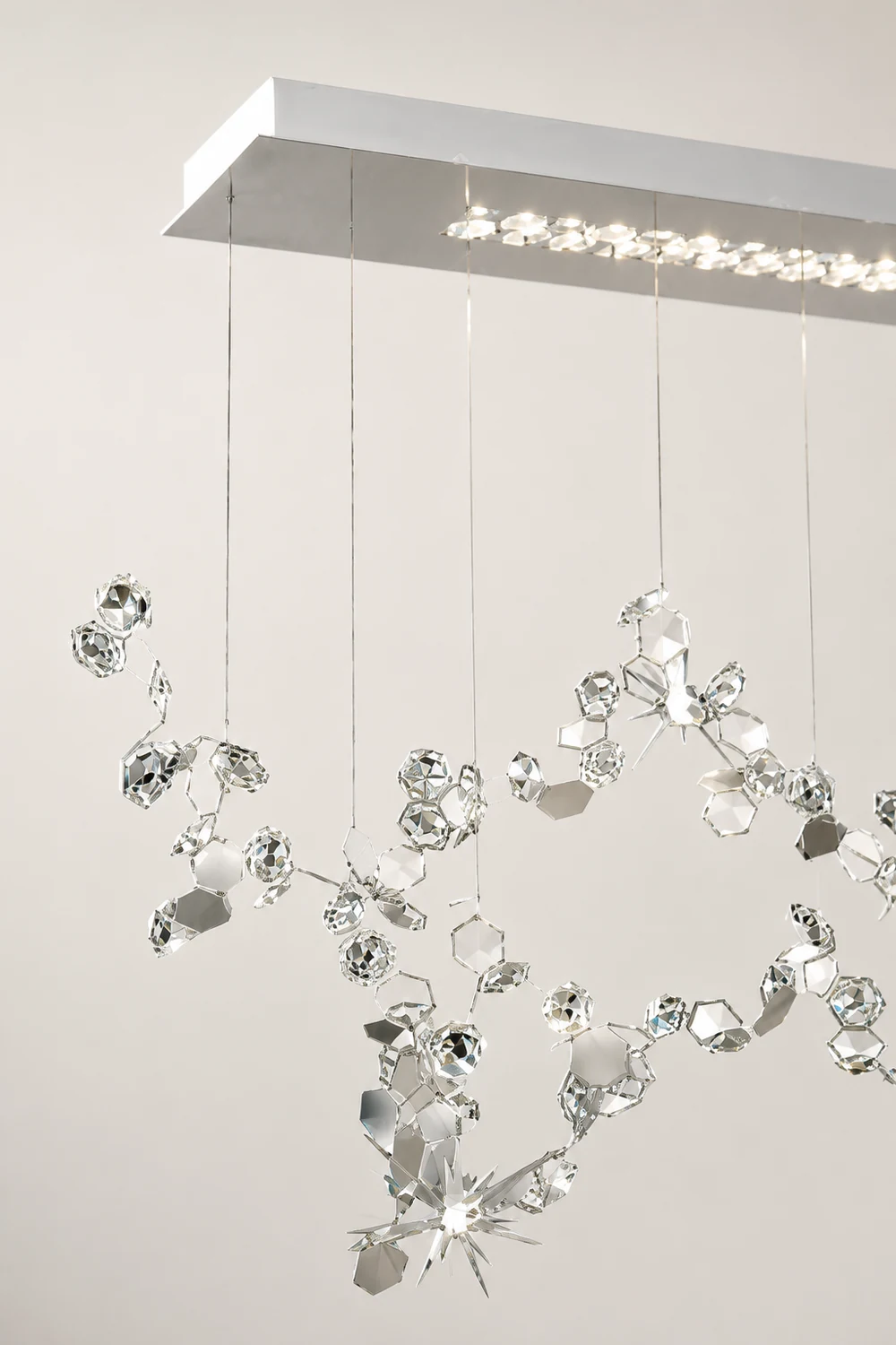 Ophelia Modern Sheet Crystal Chandelier, Silver, Living Room - Lumpaz