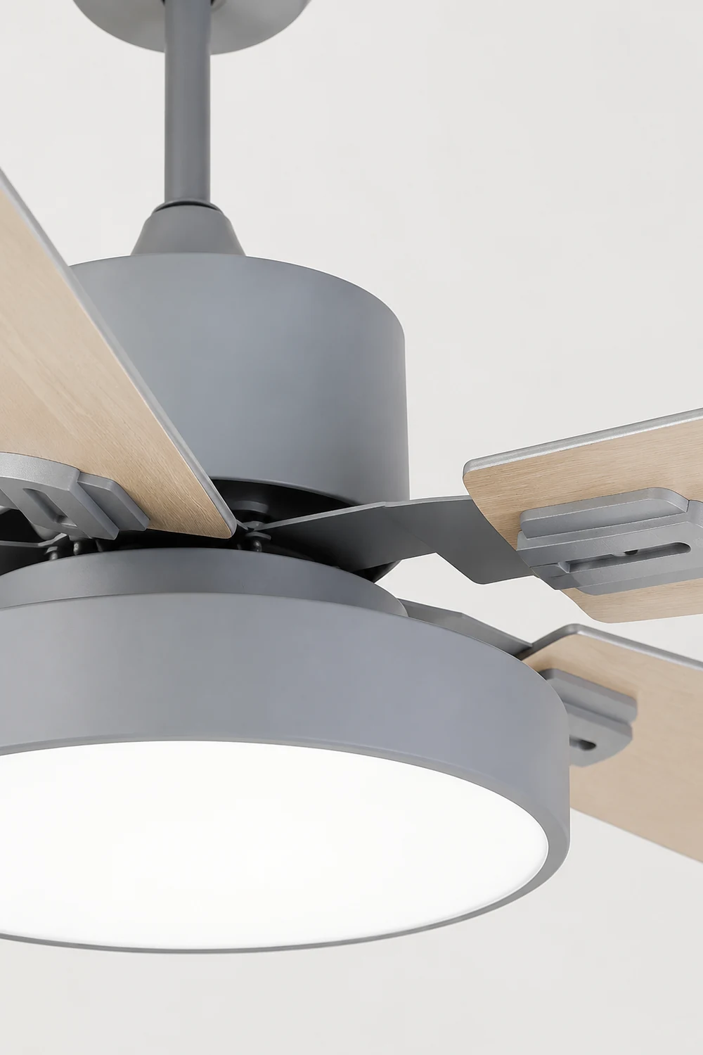 Morandi 5-Blade Ceiling Fan with Light, 4 Color - Lumpaz