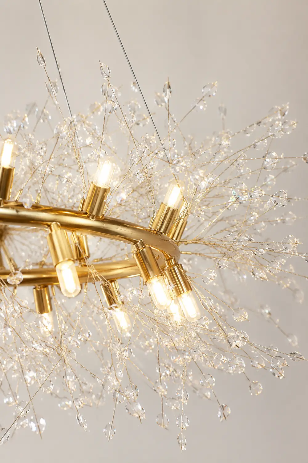 Lili Modern Dandelion LED Pendant Light Gold Metal/Crystal Bedroom/Living Room - Lumpaz