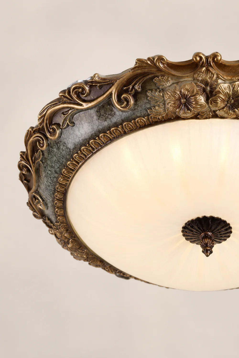 Eryn Flush Mount Ceiling Light, Brass/Resin - Lumpaz