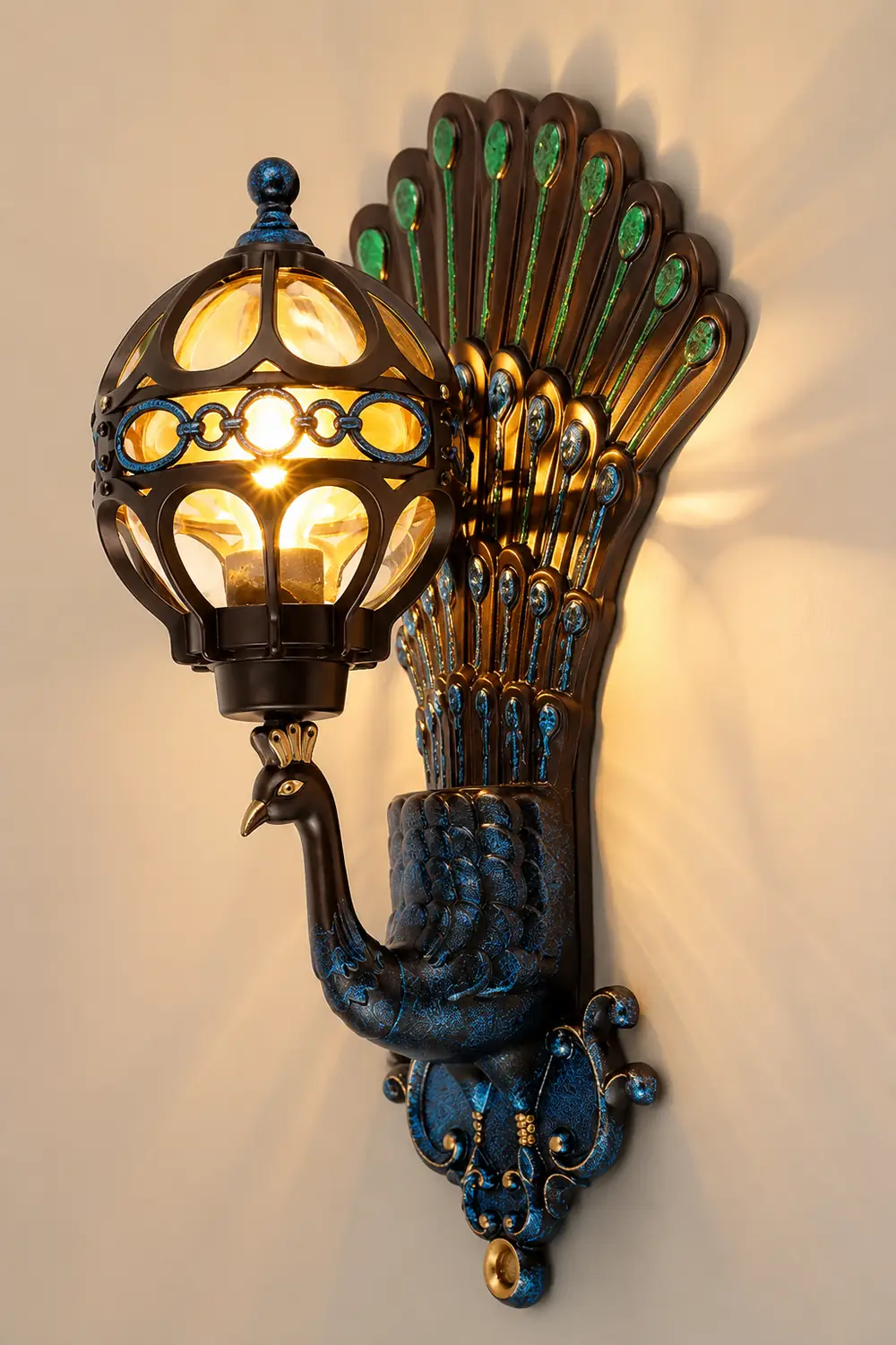 Waterproof Retro Peacocks Aluminum European Style Outdoor Wall Light - Lumpaz