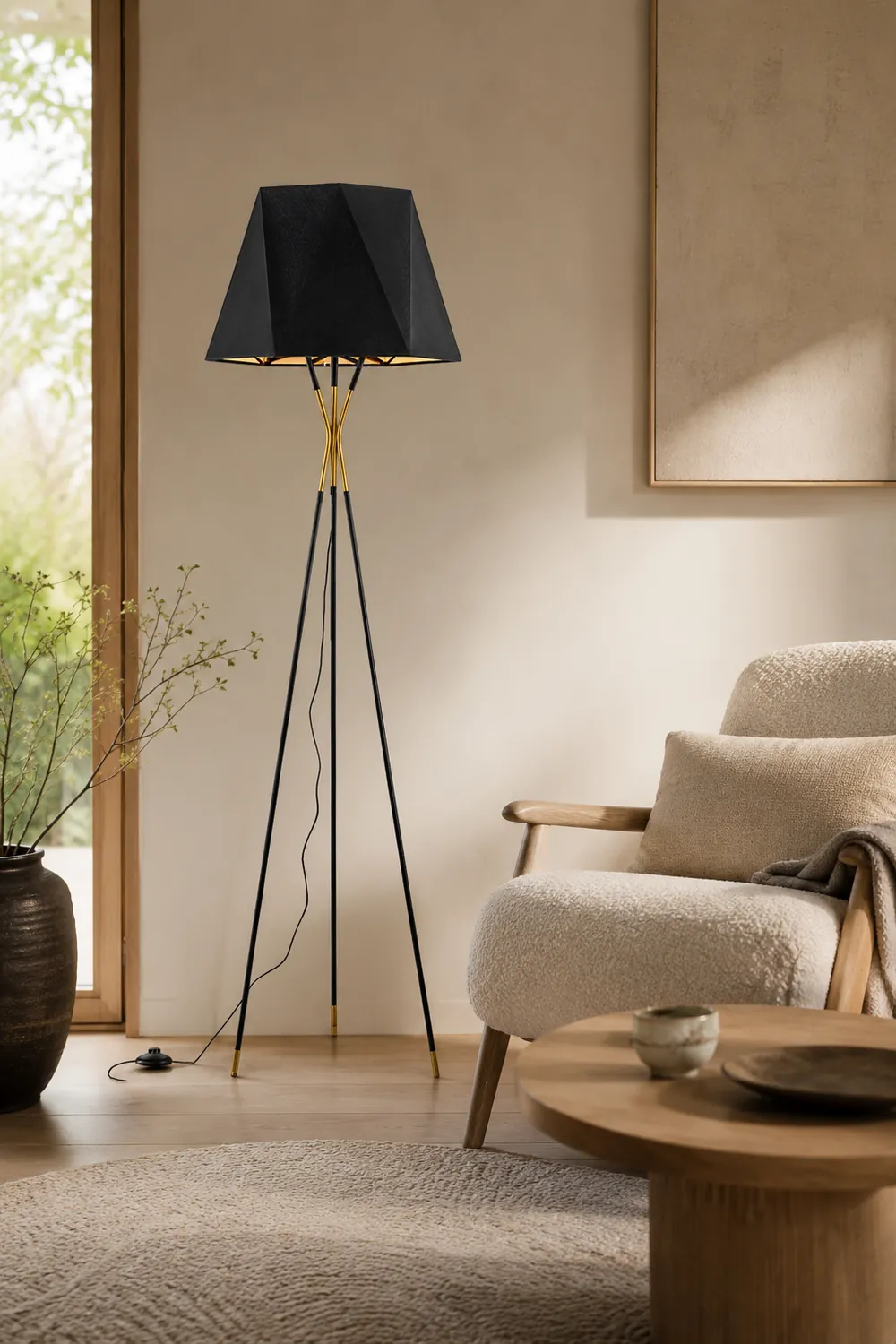 Salgado Minimalist Tripod Floor Lamp - Lumpaz