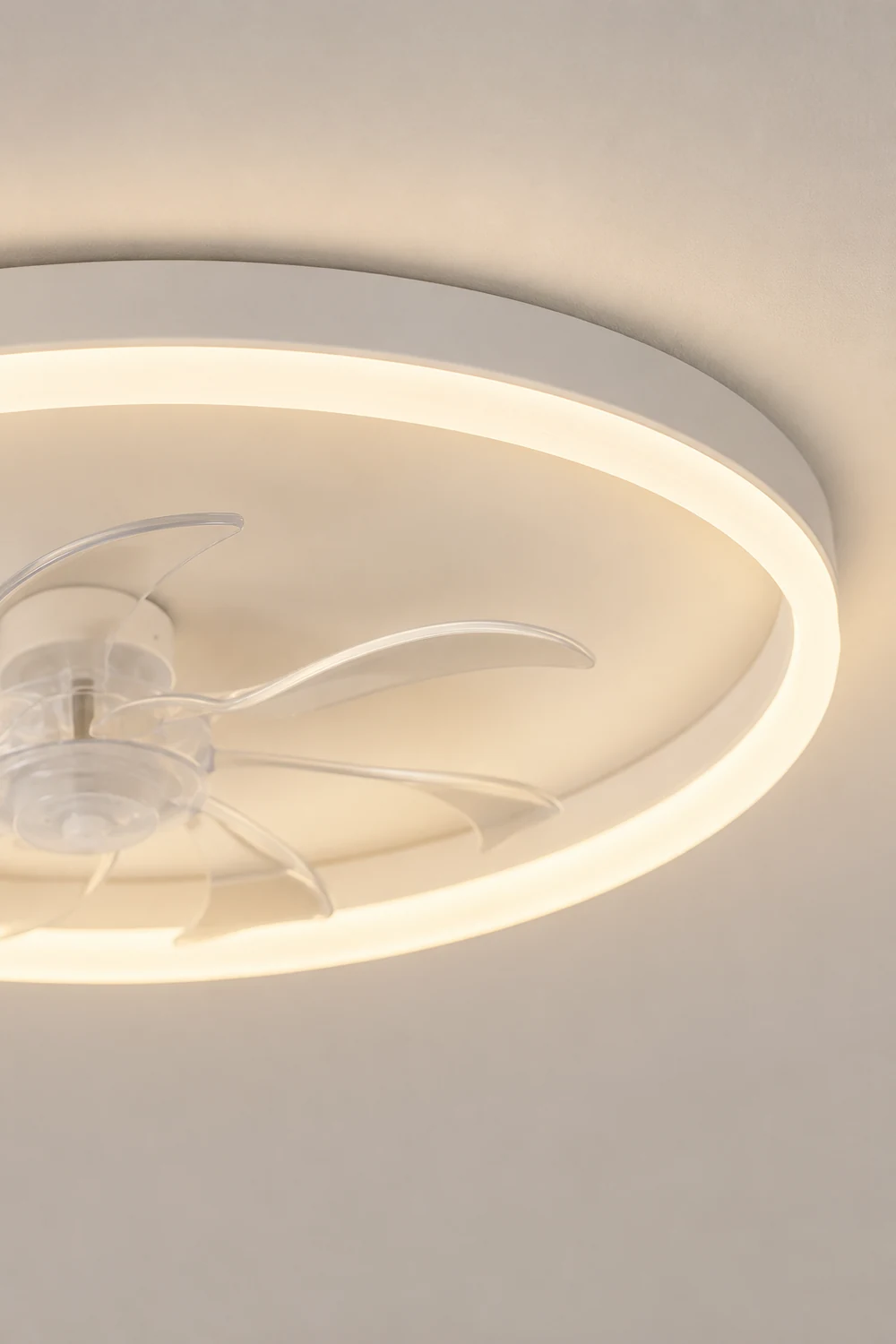 Edge 7-Blade Ring Ceiling Fan with Light, DIA 15.7"/19.7"/23.6" - Lumpaz