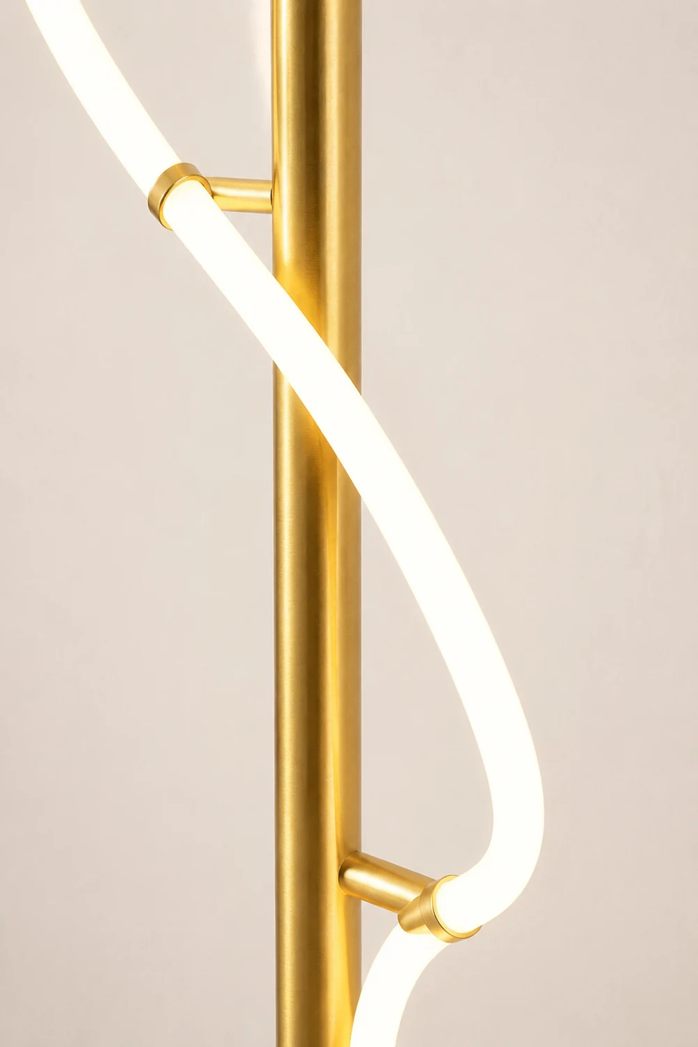 Modern Minimalis Linear Floor Lamp/Table, Brass - Lumpaz