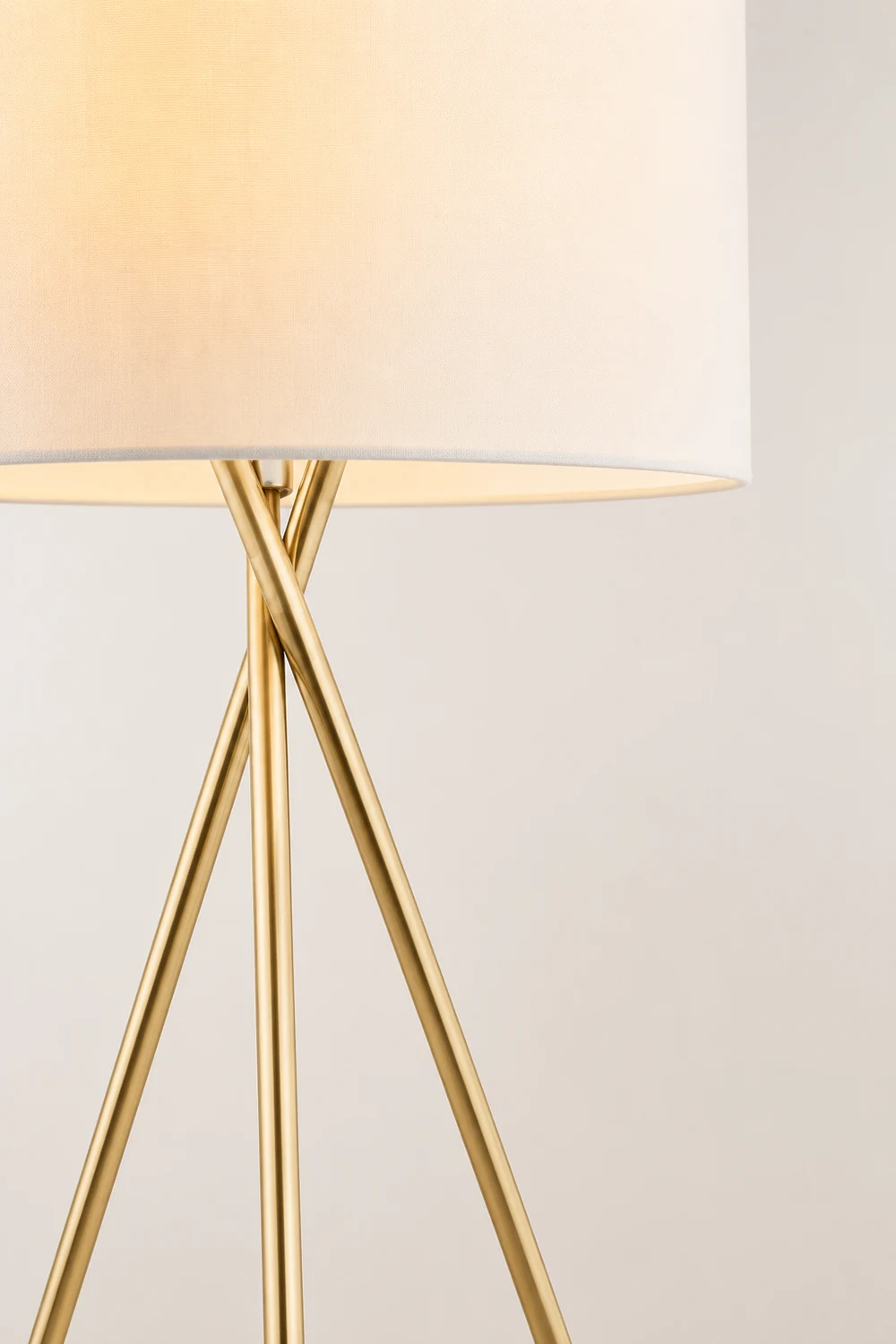 Baines Modern Tripod Floor & Table Lamp, Fabric - Lumpaz