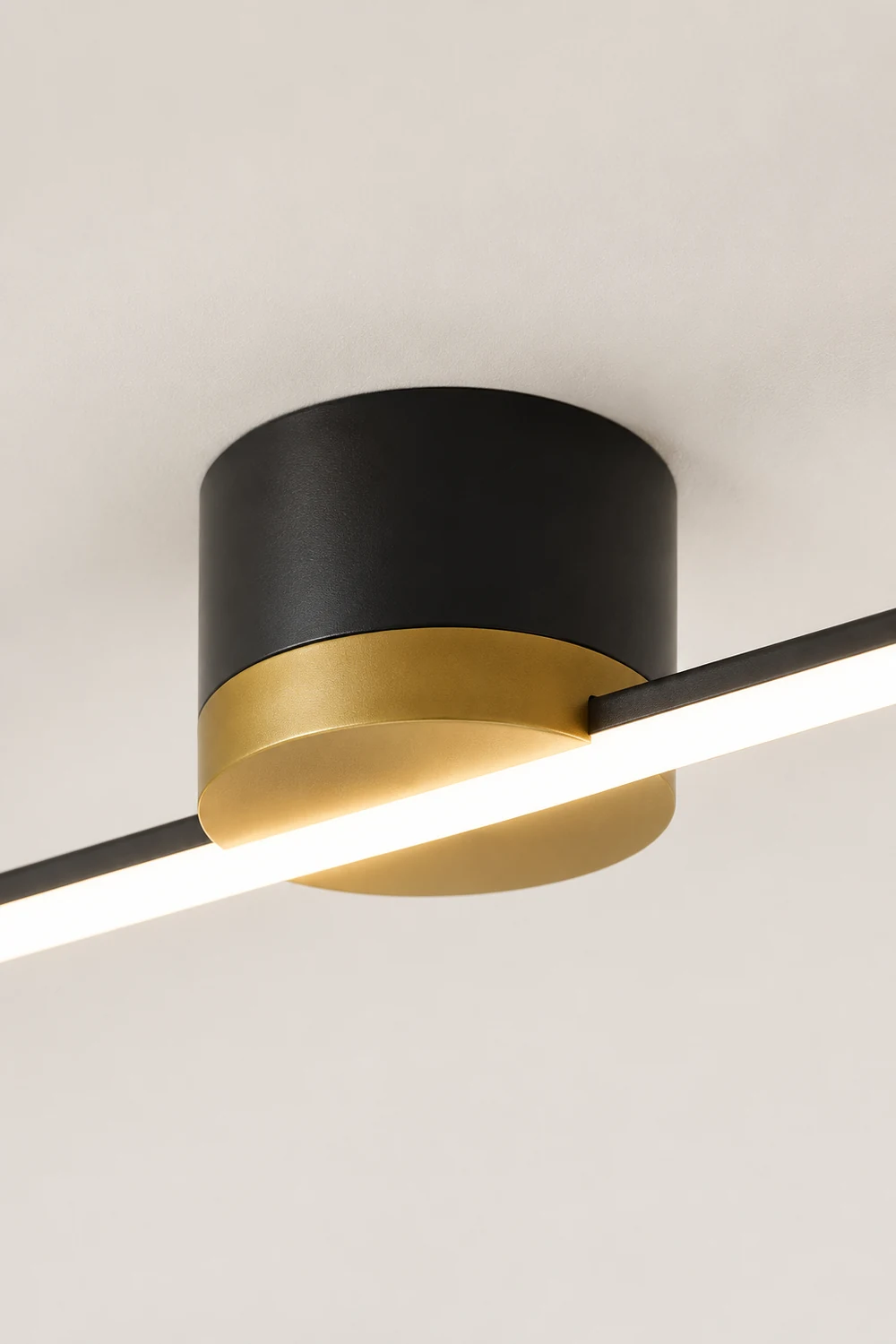 Edge Linear Flush Mount Ceiling Light Black/White - Lumpaz