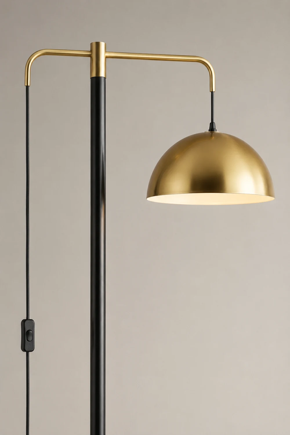 Carins Minimalist Geometric Marble Base/Metal Floor Lamp - Lumpaz