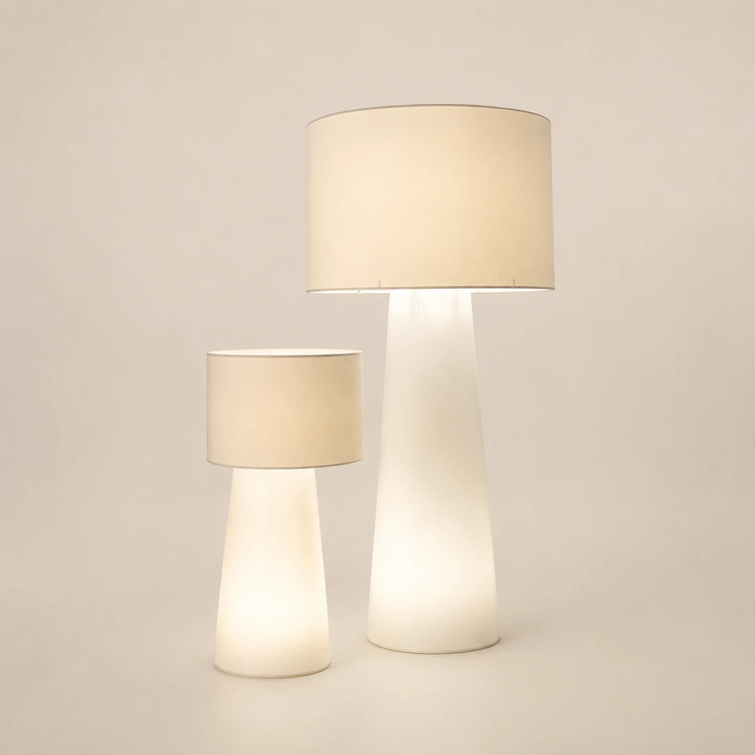 Eryn Modern Cylinder Metal  Fabric Floor Lamp - Lumpaz