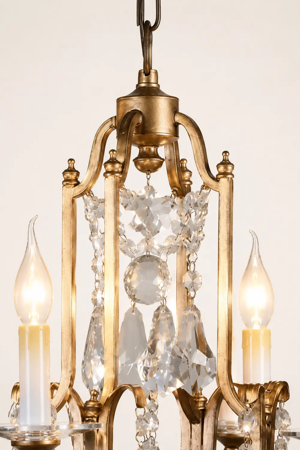 Silva Vintage Luxury Candle Crystal/Metal Chandelier, Gold - Lumpaz