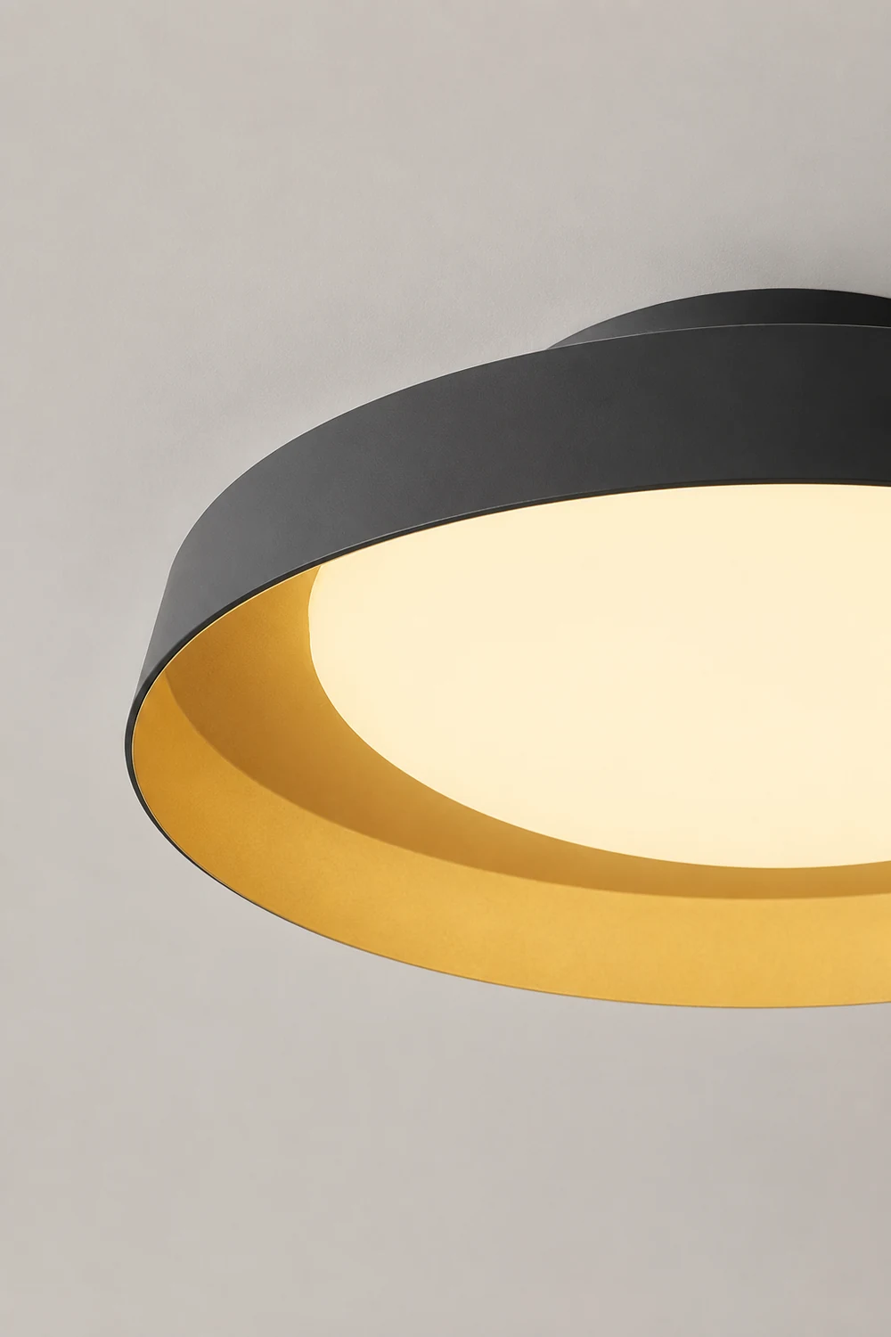 Carins Flush Mount Ceiling Light Round Retro, Metal/Acrylic, White/Black, Bedroom - Lumpaz