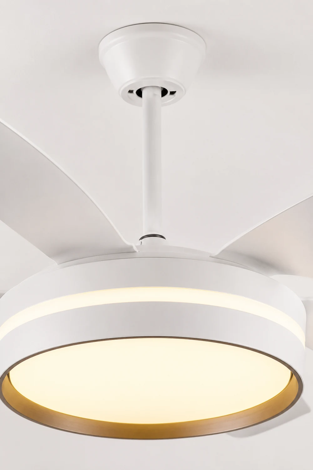 Haydn 6-Blade Basic Modern DC Ceiling Fan with Light, White, 51'' - Lumpaz