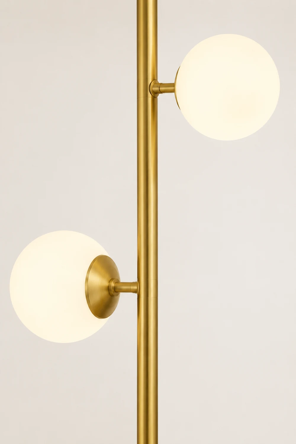 Valentina Modern Globe Brass/Glass Floor Lamp, 3 Heads - Lumpaz
