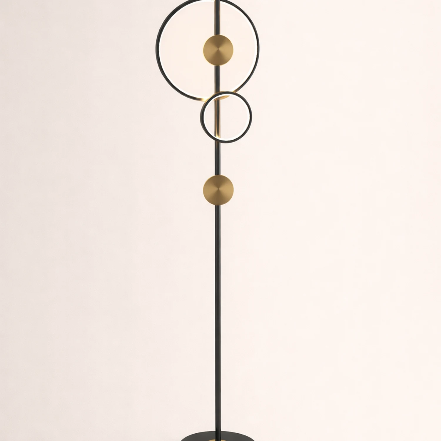 Arisha Modern Ring Design Floor Lamp, Black&Gold - Lumpaz