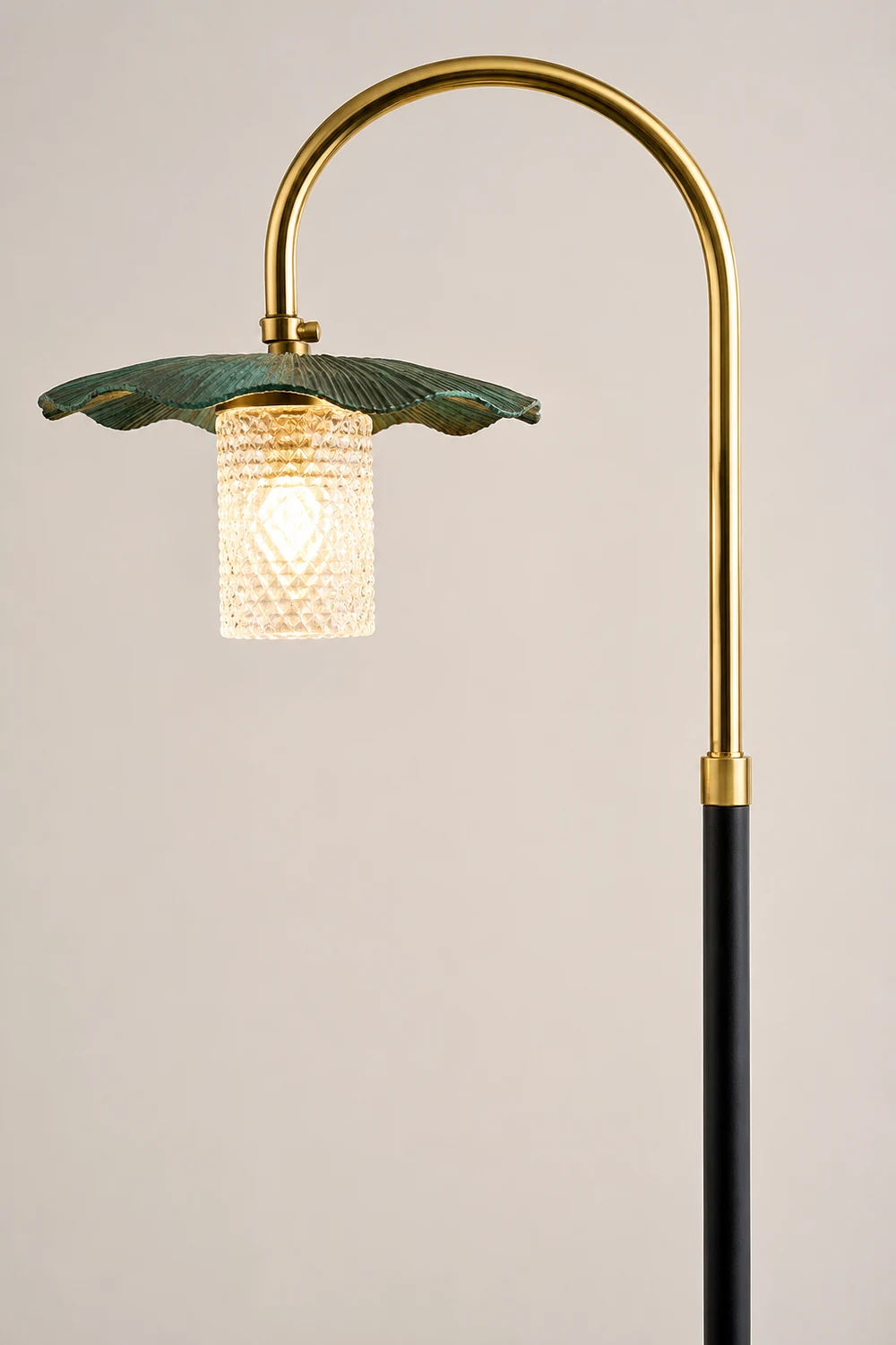 Carins Retro Lotus Metal Acrylic Floor Lamp, Gold/Green/Light - Lumpaz