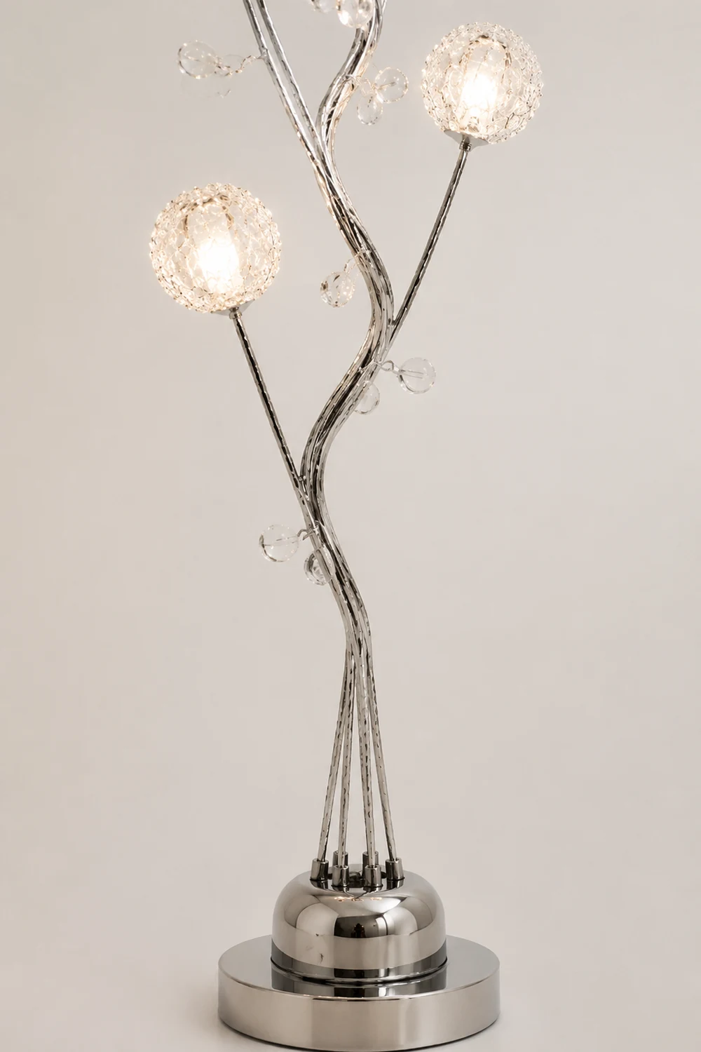 Bella Modern Multi Head Metal Floor Lamp - Lumpaz