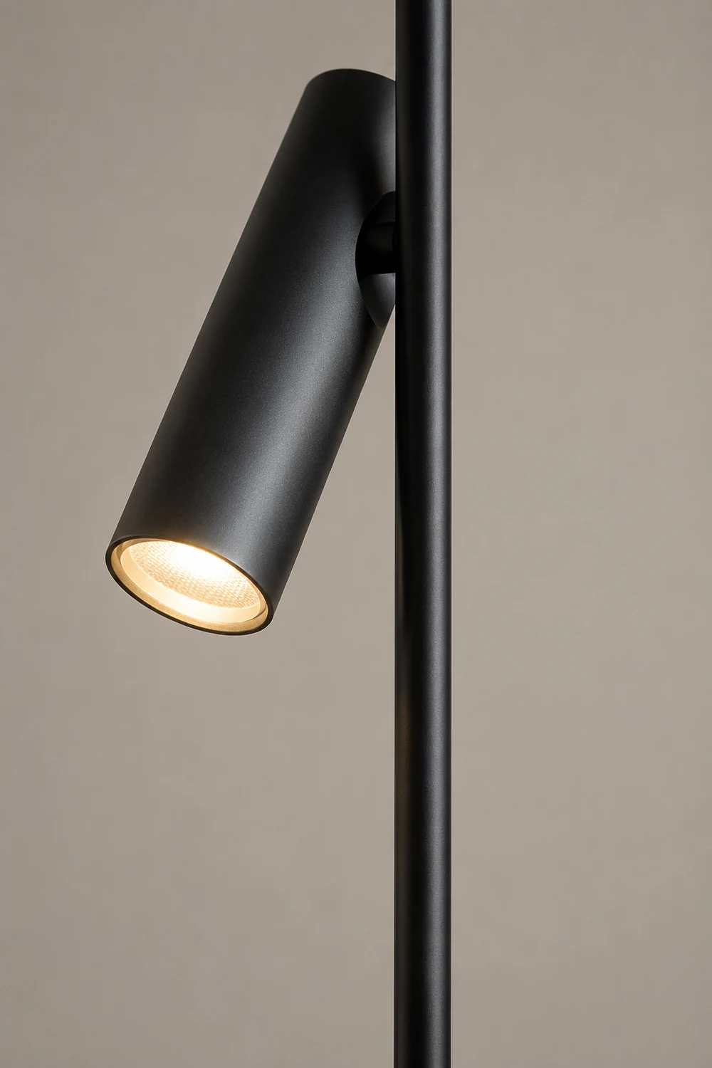 Freja Modern Linear double head Metal Silica Gel Floor Lamp - Lumpaz