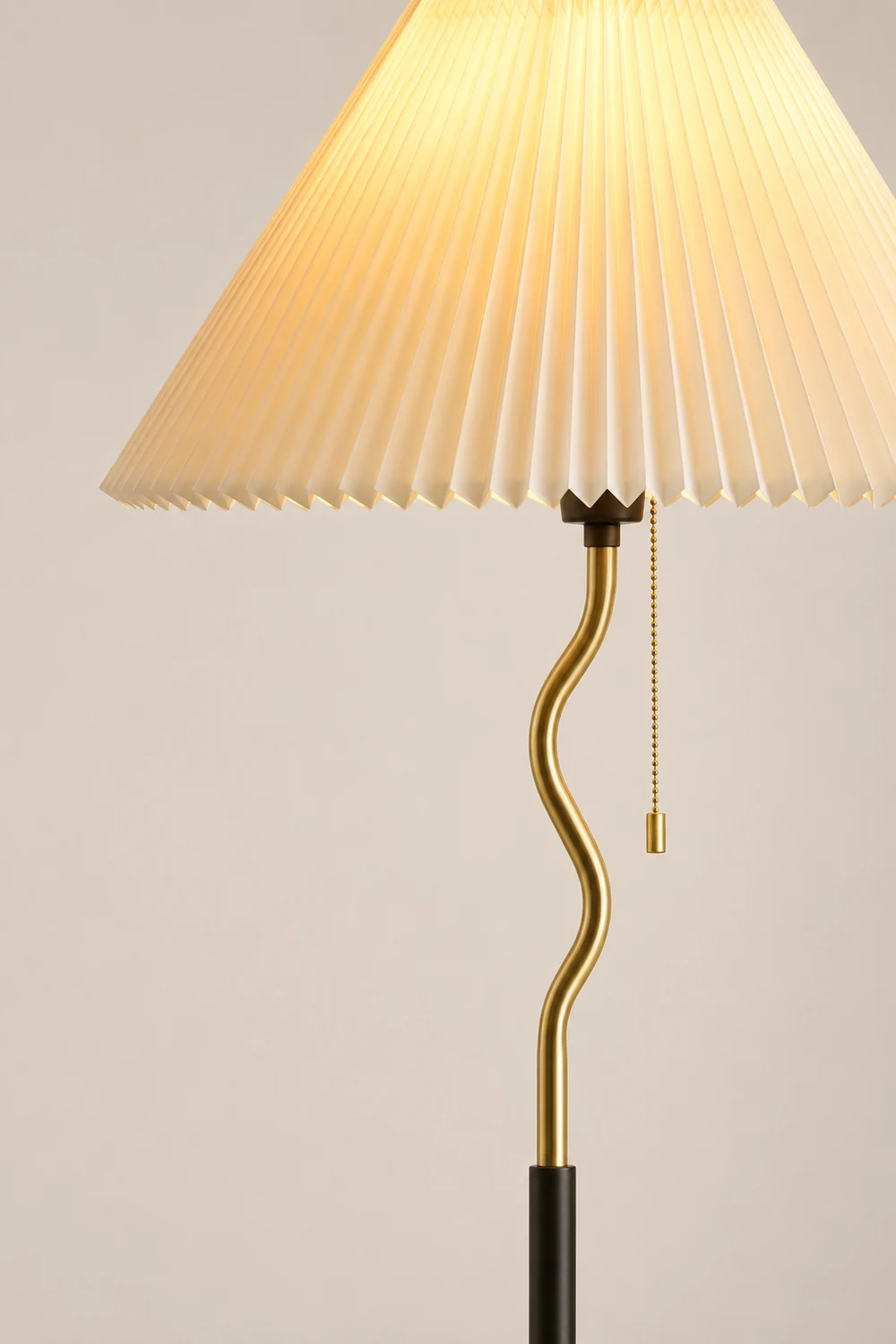 Ozawa Vintage Retro Geometric Pleated Metal Fabric Floor Lamp, Black - Lumpaz